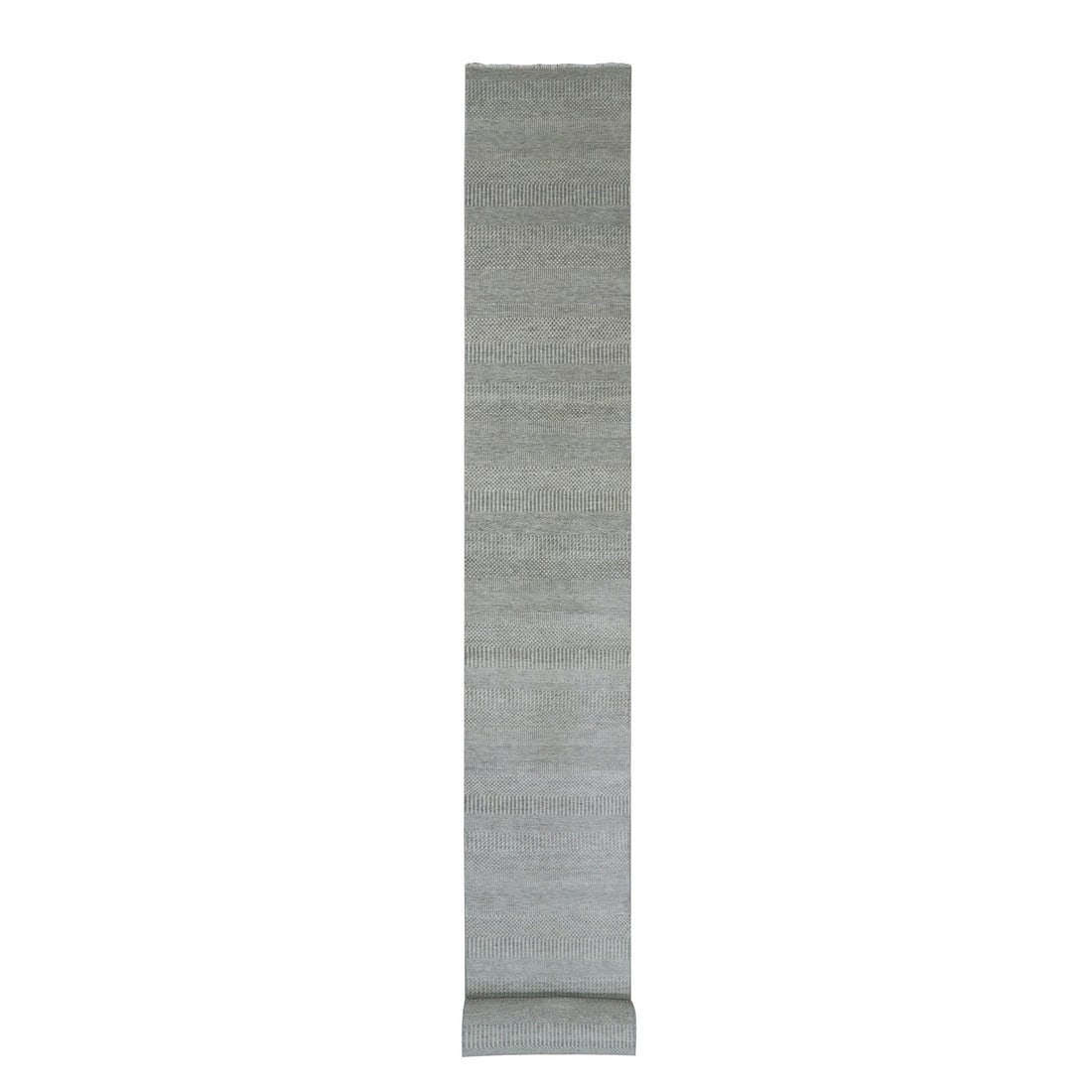 Castor Gray Undyed Wool Grass Hand Knotted XL Runner Rug 2'6"x21'8: Castor Gray Undyed Wool Grass Hand Knotted XL Runner Rug 2'6"x21'8 Castor Gray Undyed Wool Grass Hand Knotted XL Runner Rug boasts an impressive size, measuring 2'6" x 21'8". This hand-knotted wool ru