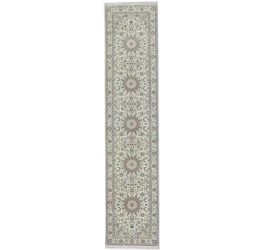 2'10 X 12'6 Indo-Nain Oriental Runner Rug Floral Hallway Carpet 3X13 Ft Hand-Knotted: 2'10 X 12'6 Indo-Nain Oriental Runner Rug Floral Hallway Carpet 3X13 Ft Hand-Knotted Hand-knotted in wool and silk, this exquisite 2'10 x 12'6 Indo-Nain Oriental Runner Rug boasts a stunning floral pa