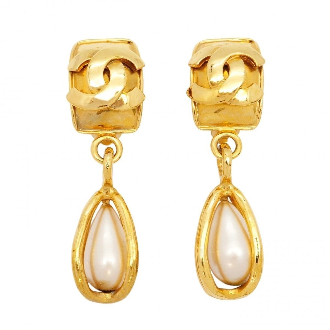 Vintage CHANEL 95P Coco Mark CC Faux Pearl Dangle Earring Gold Plated (1 of 8)