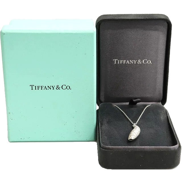 Frank Gehry Tiffany Necklace White Gold Pendant Diamond 18k Pave Fish Gift: Frank Gehry Tiffany Necklace White Gold Pendant Diamond 18k Pave Fish Gift Item Specifics: Closure: Spring Ring Occasion: Anniversary Birthday Christening Christmas Confirmation/Communion Engagement F