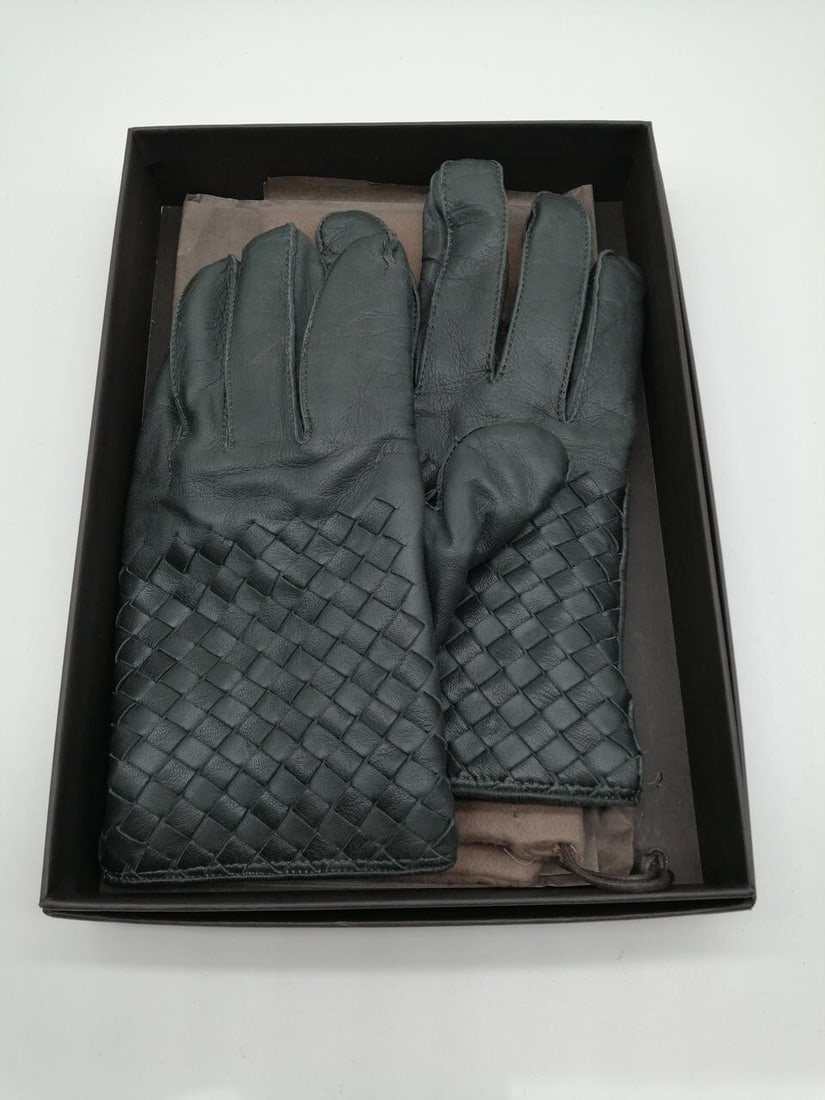 Bottega Veneta Intrecciato Leather Gloves Black 356650 V5100 Boxed (1 of 13)