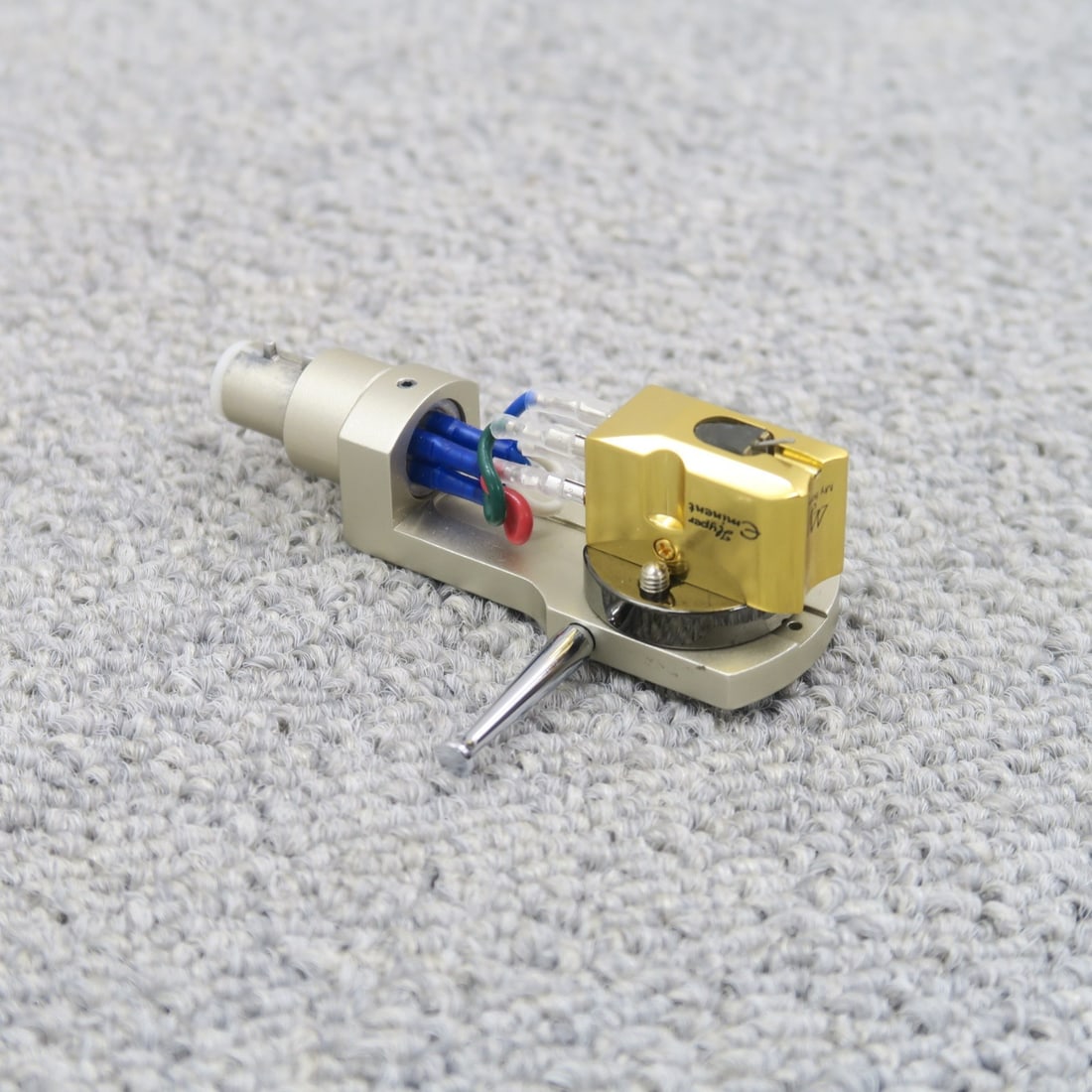 My Sonic Lab Hyper Eminent SH-1R MC Cartridge with Headshell Working & Tested JP: My Sonic Lab Hyper Eminent SH-1R MC Cartridge with Headshell Working & Tested JP Item Specifics: Brand: My Sonic Lab Compatible Brand: NA Type: NA Color: Black Product Disclaimer: Measurements approxi