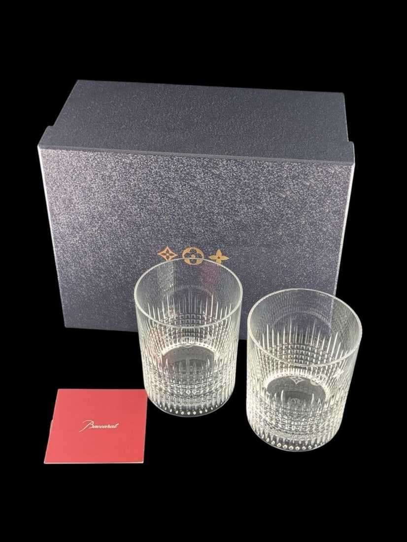 Crystal Monogram Baccarat Louis Vuitton Tumbler Set Rare Glass Pair With Box: Crystal Monogram Baccarat Louis Vuitton Tumbler Set Rare Glass Pair With Box Item Specifics: Number Of Items In Set: Two-Piece Origin: France Pattern: Monogram Shape: Round Lid Type: Drink Through Occ