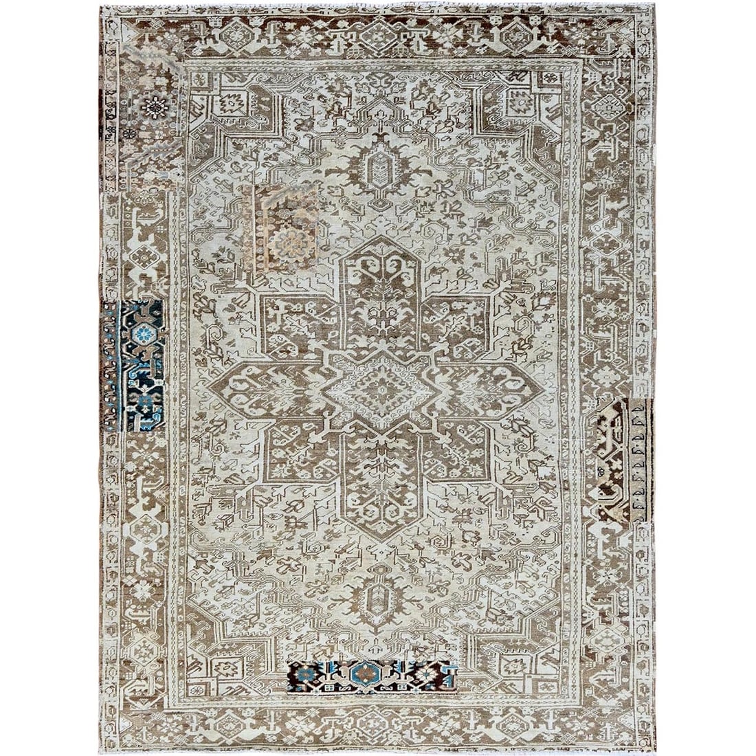 7'6"x10'4" Pastel Gray Vintage Zoroastrian Heris All Wool Hand Knotted Rug: 7'6"x10'4" Pastel Gray Vintage Zoroastrian Heris All Wool Hand Knotted Rug 7'6"x10'4" Pastel Gray Vintage Zoroastrian Heris All Wool Hand Knotted Rug boasts a stunning geometric pattern in a soft past