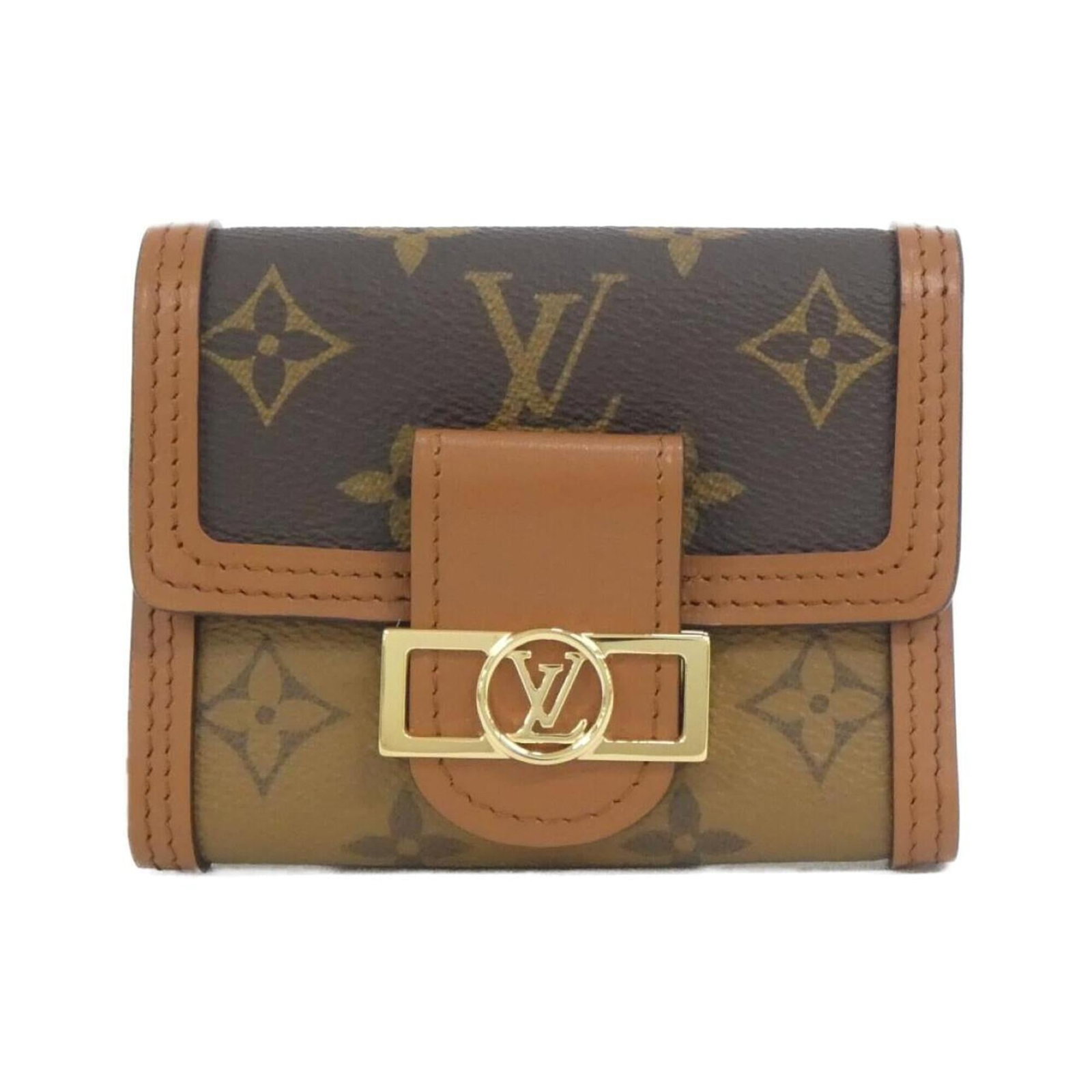 Coated Canvas Tri Fold Louis Vuitton Wallet: Coated Canvas Tri Fold Louis Vuitton Wallet Tri-fold Louis Vuitton wallet made from coated canvas, featuring the iconic monogram pattern in Marron. The compact design measures 10cm x 12cm x 3cm and fo