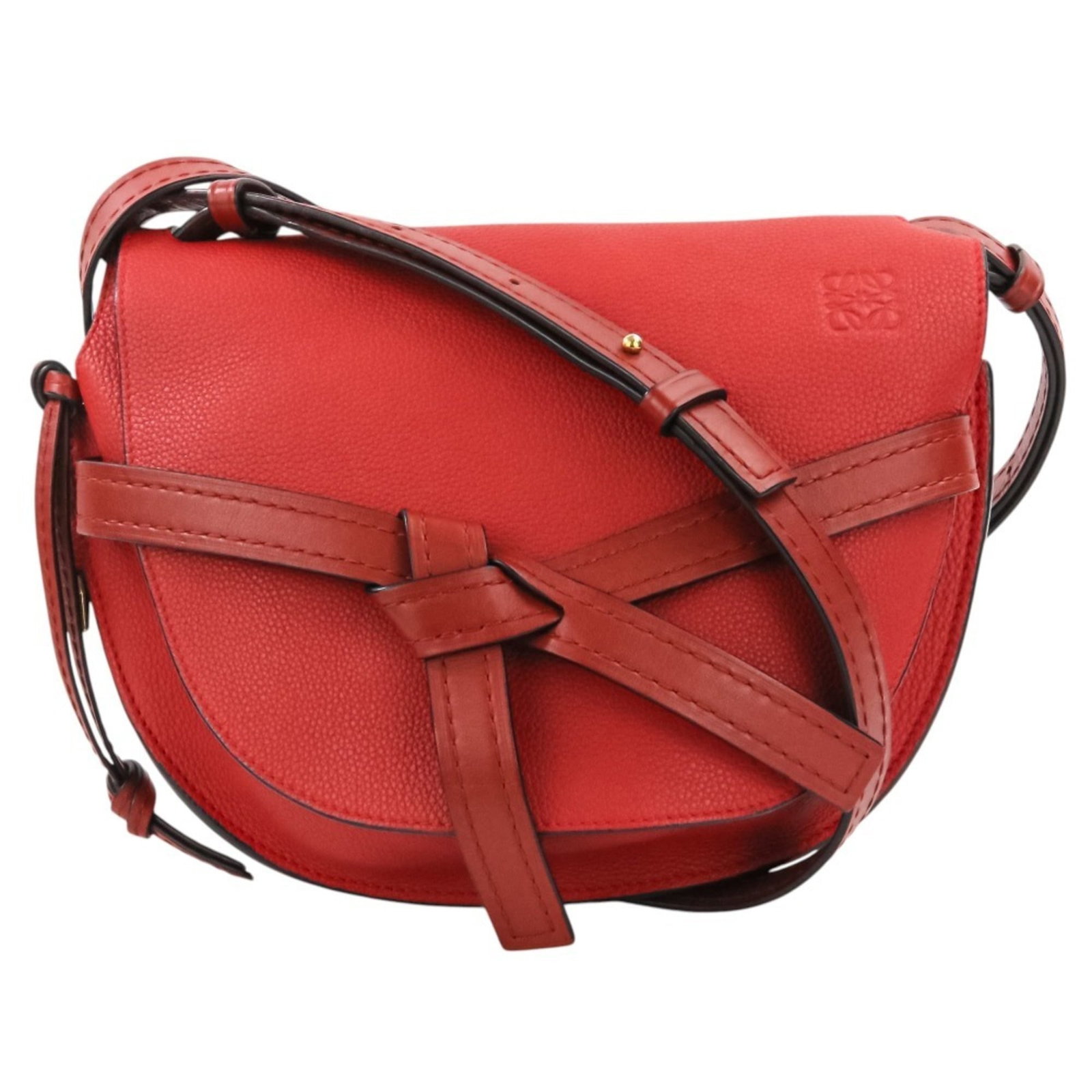 Shoulder Bag Leather: Shoulder Bag Leather Red leather shoulder bag with adjustable strap length, measuring 20cm x 24cm x 12cm. The bag's bold red color and classic design make it a stylish accessory for everyday use. Made