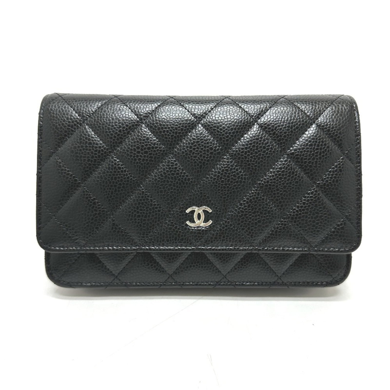 Caviar Leather Shoulder Bag Chanel: Caviar Leather Shoulder Bag Chanel Caviar leather shoulder bag with silver hardware, perfect for adding a touch of luxury to your daily essentials. This stylish and sophisticated bag features a sleek