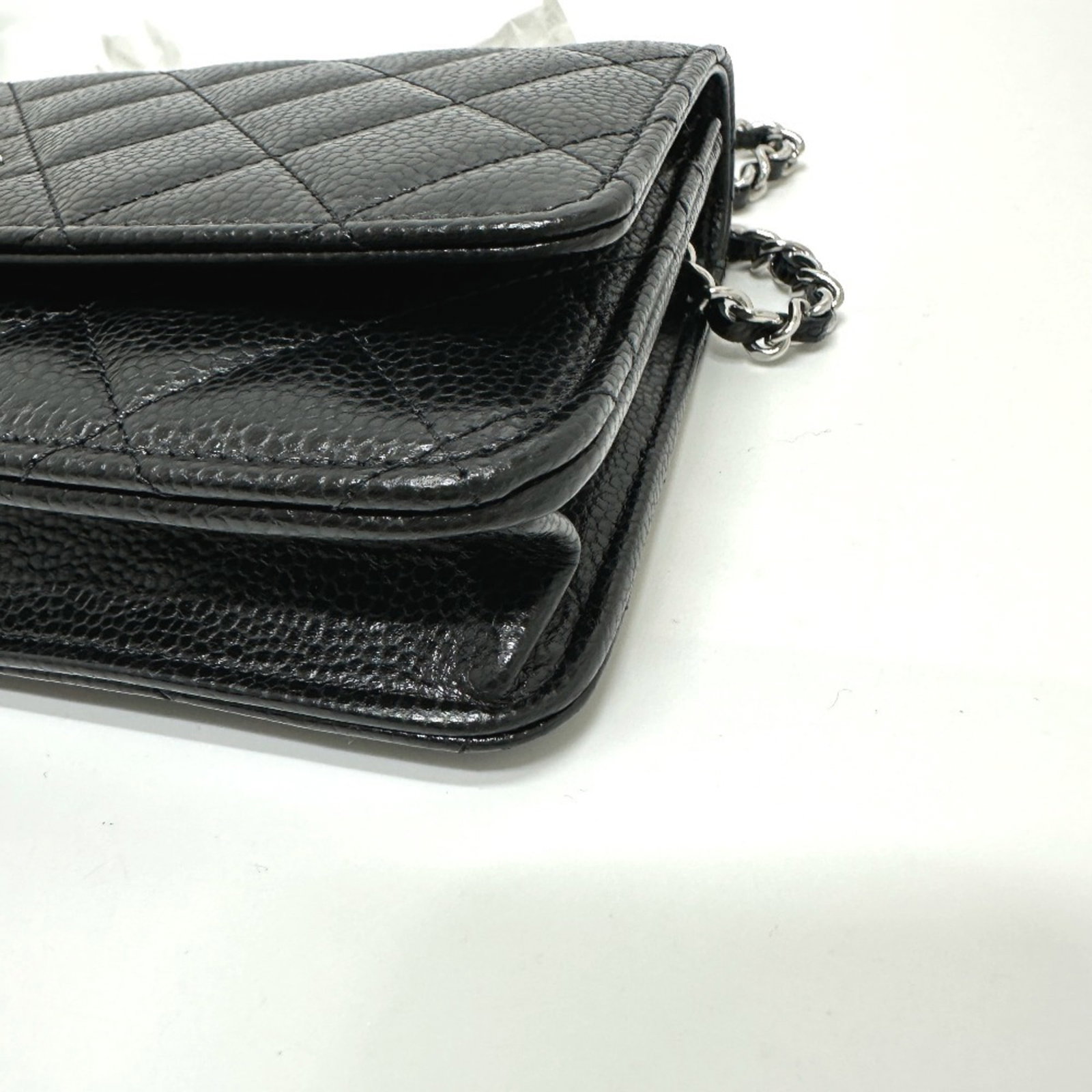 Caviar Leather Shoulder Bag Chanel - 4