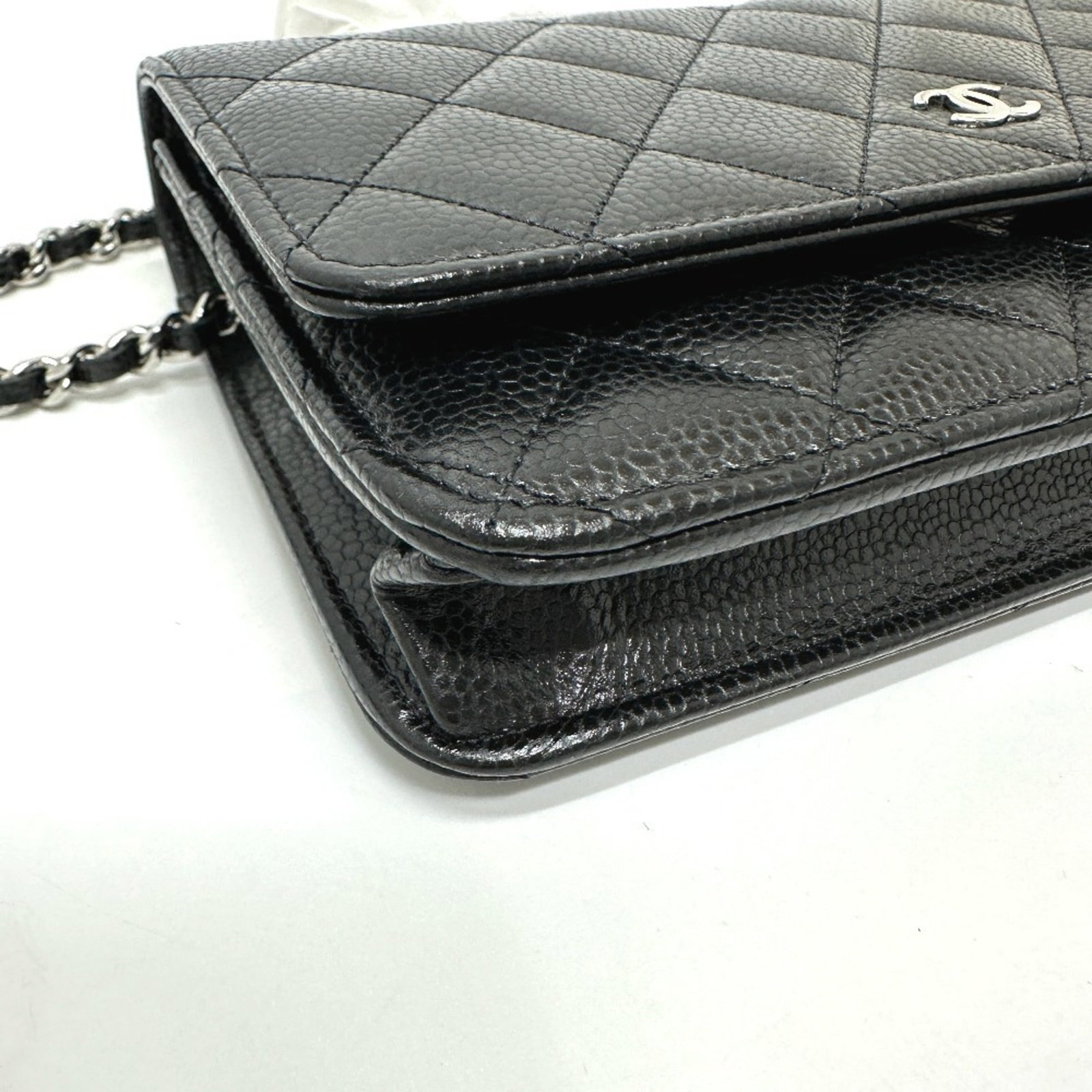 Caviar Leather Shoulder Bag Chanel - 5