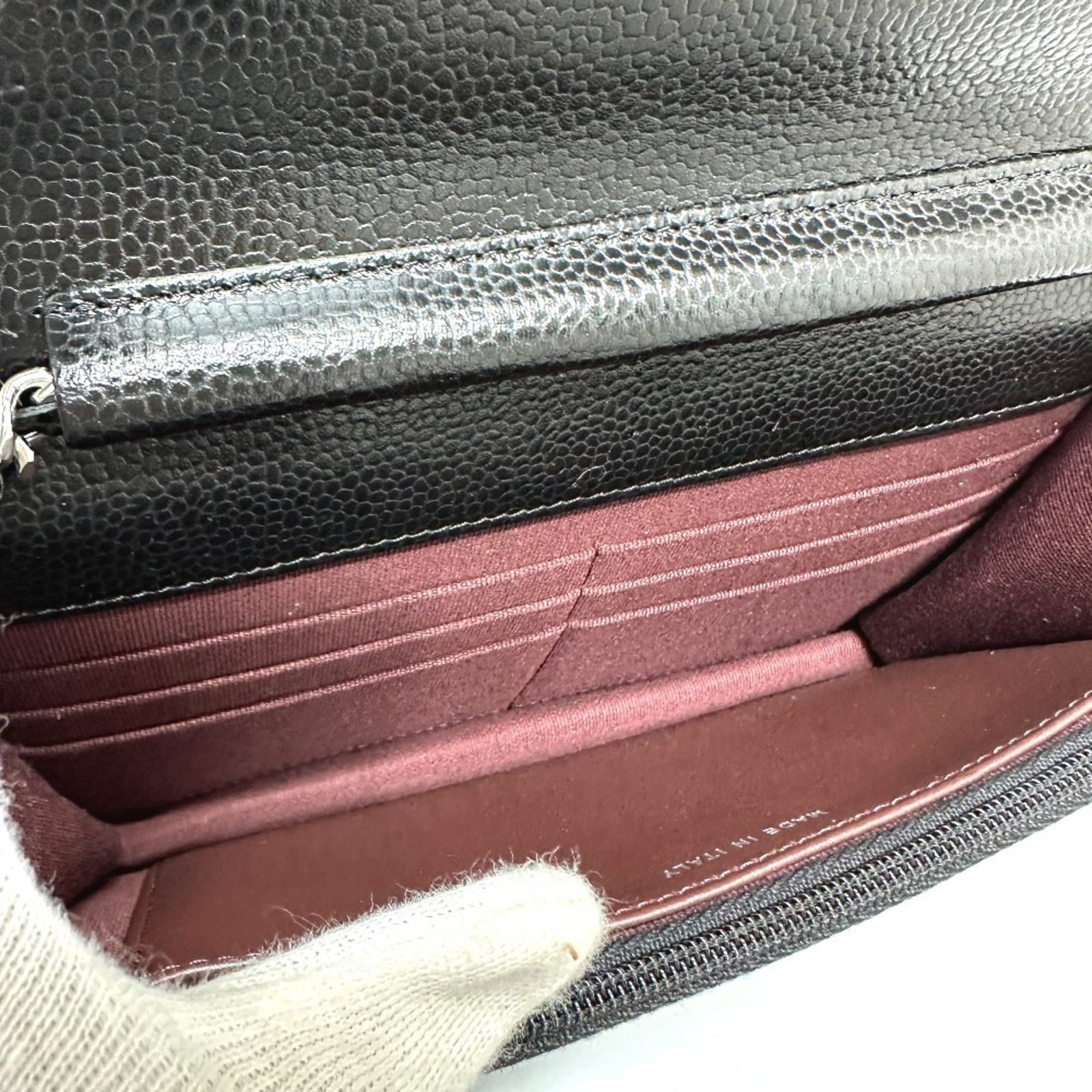 Caviar Leather Shoulder Bag Chanel - 8