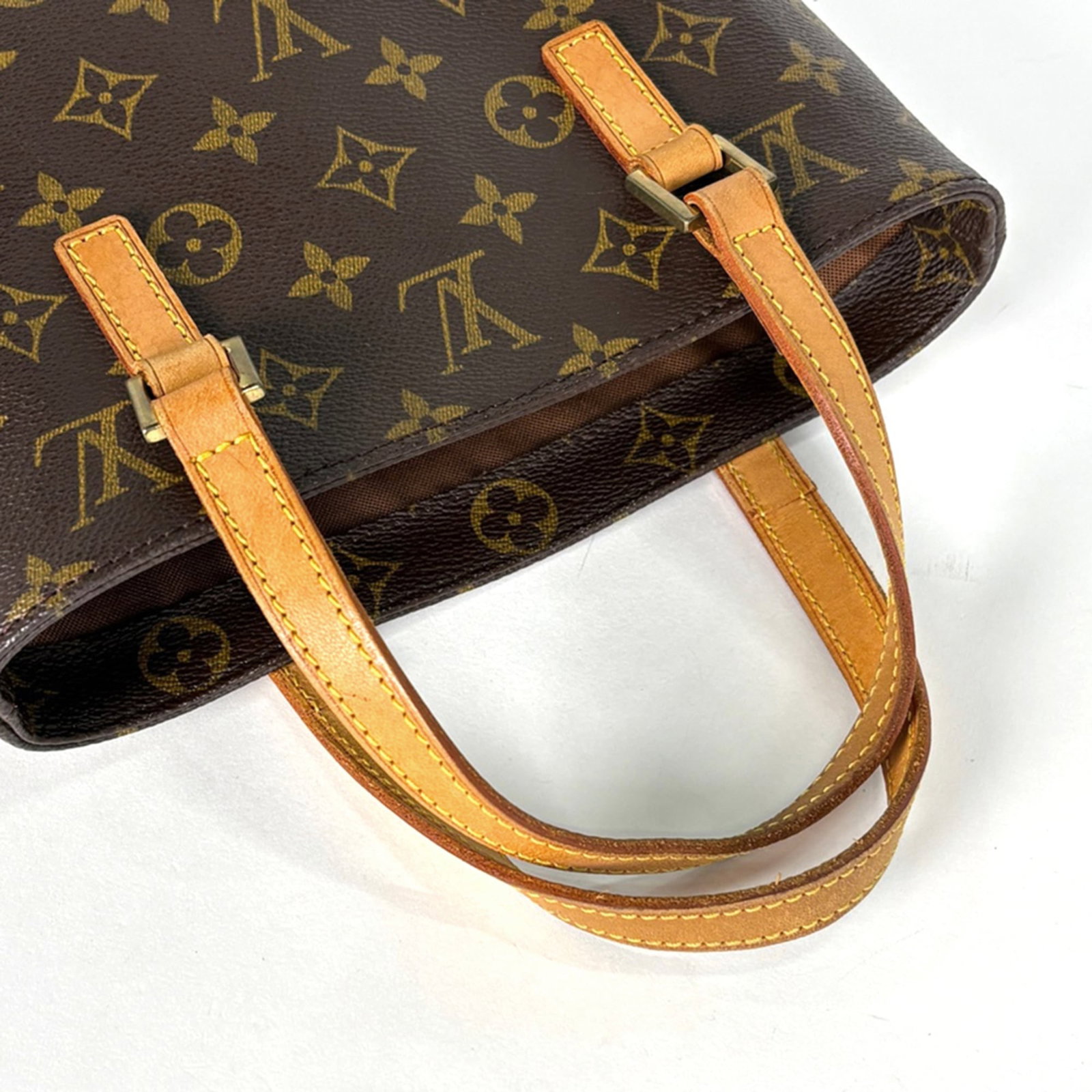Louis Vuitton Monogram Handbag - 6