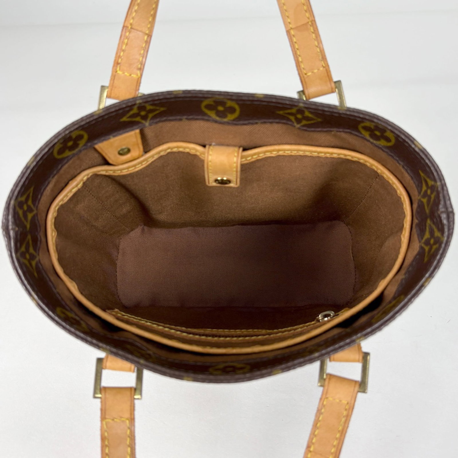 Louis Vuitton Monogram Handbag - 7