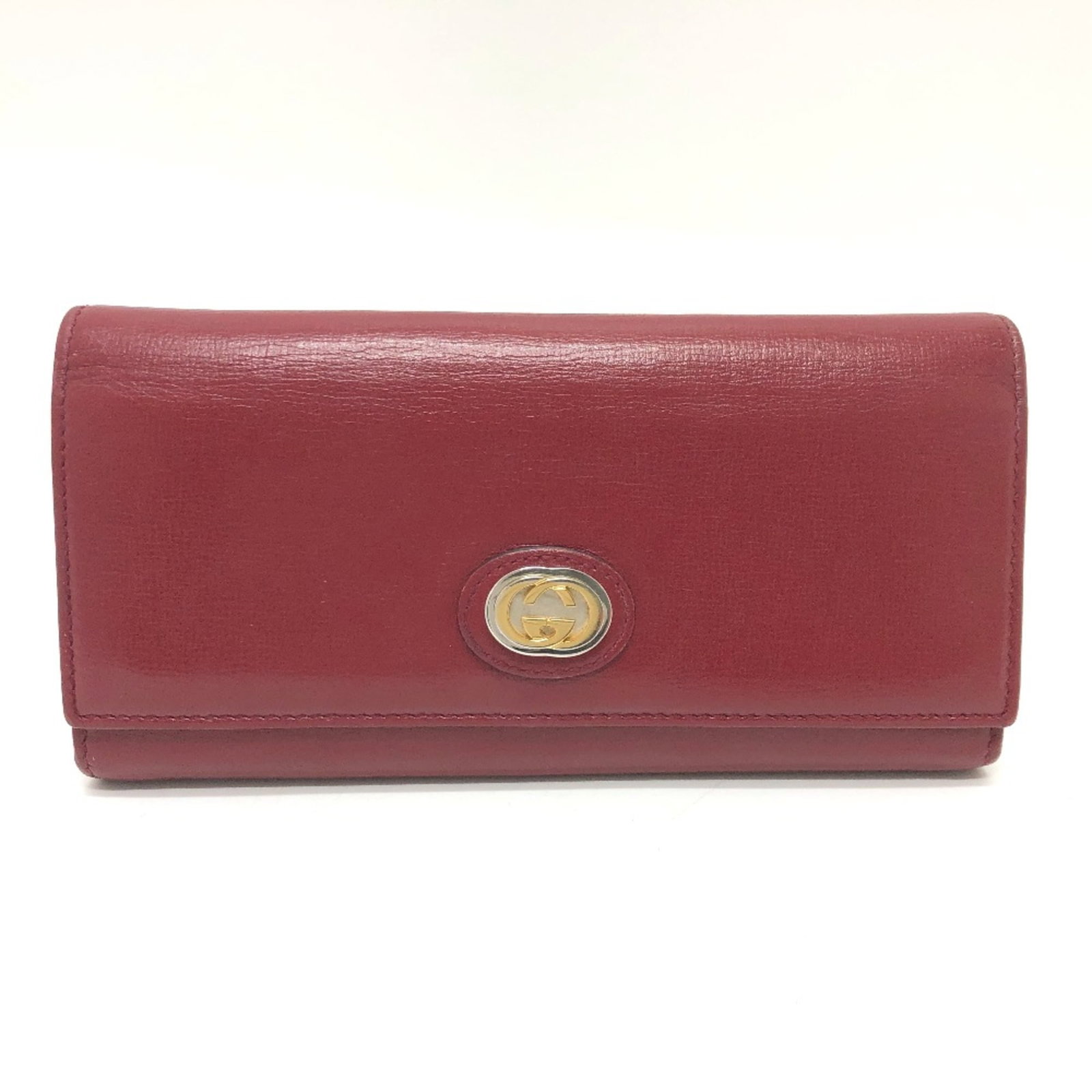 Gucci Wallet (Bi-Fold) Leather: Gucci Wallet (Bi-Fold) Leather Red Gucci bi-fold leather wallet, measuring 19cm x 10cm x 2.5cm, features a signature from the artist. Made from high-quality leather, this stylish accessory boasts clas