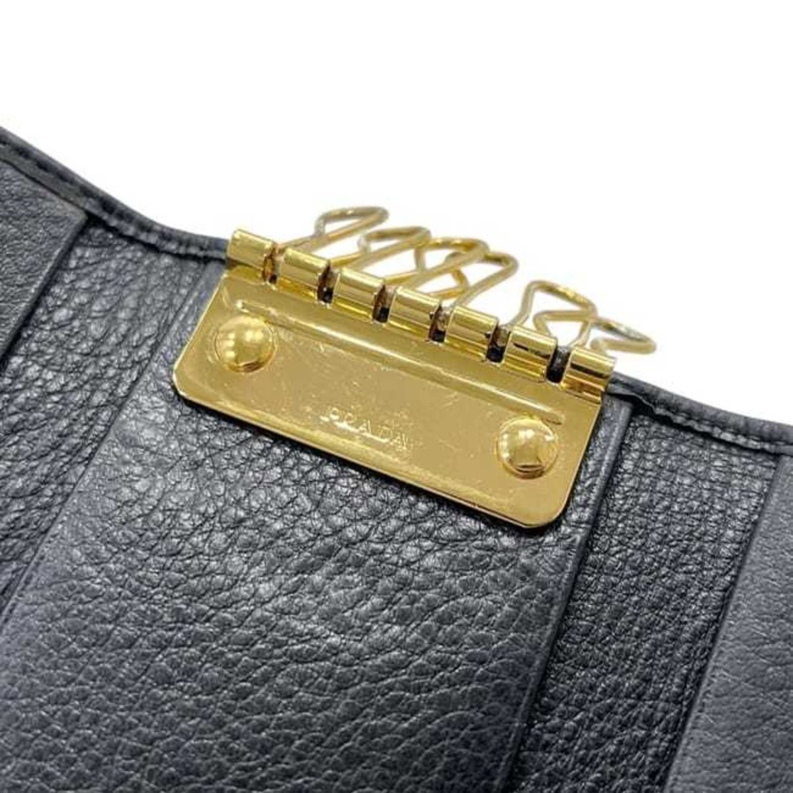 Prada Keycase Leather - 10