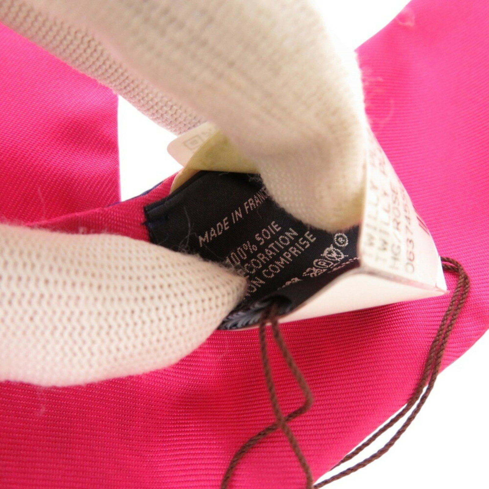 Silk by Hermes - 5