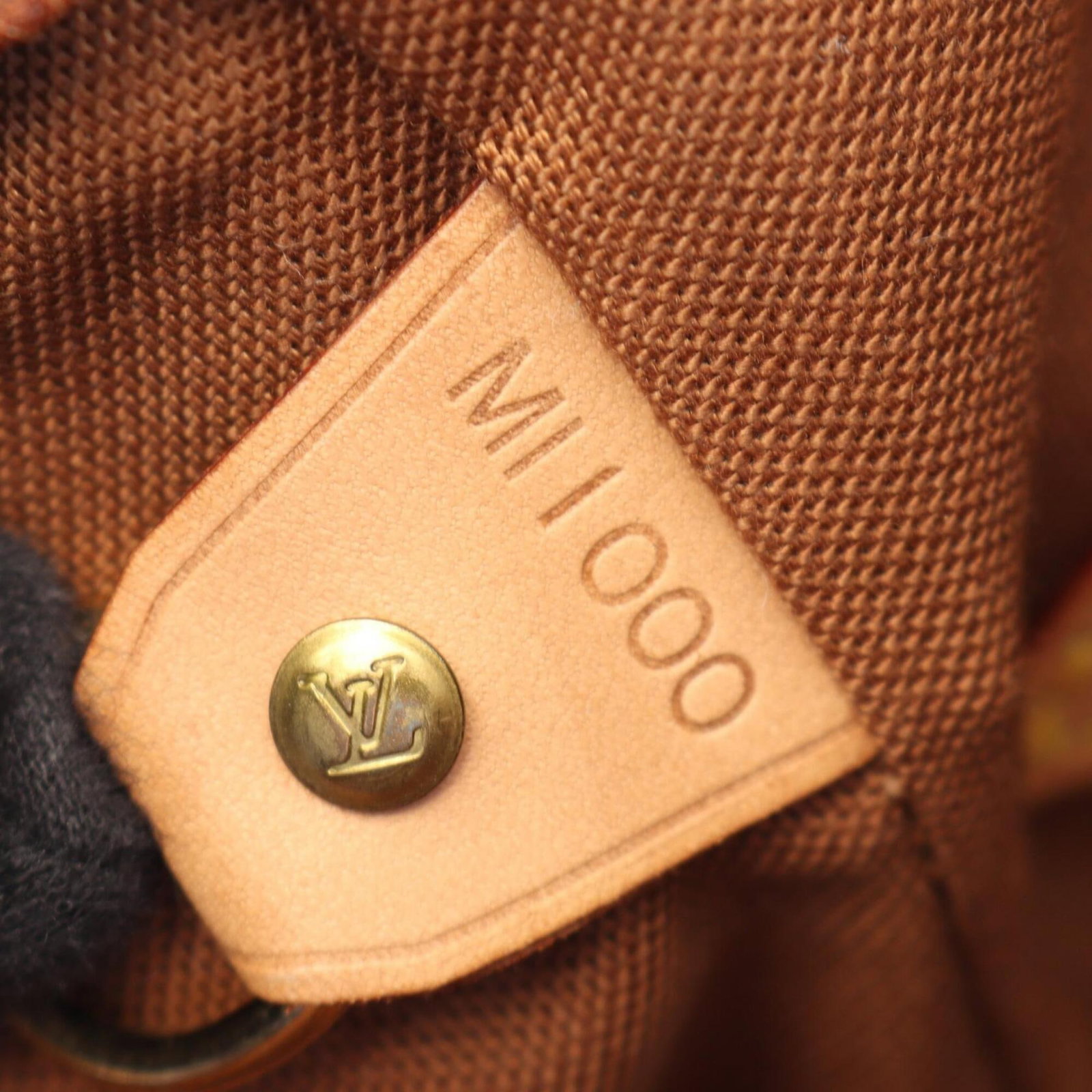 Monogram leather backpack by Louis Vuitton - 5