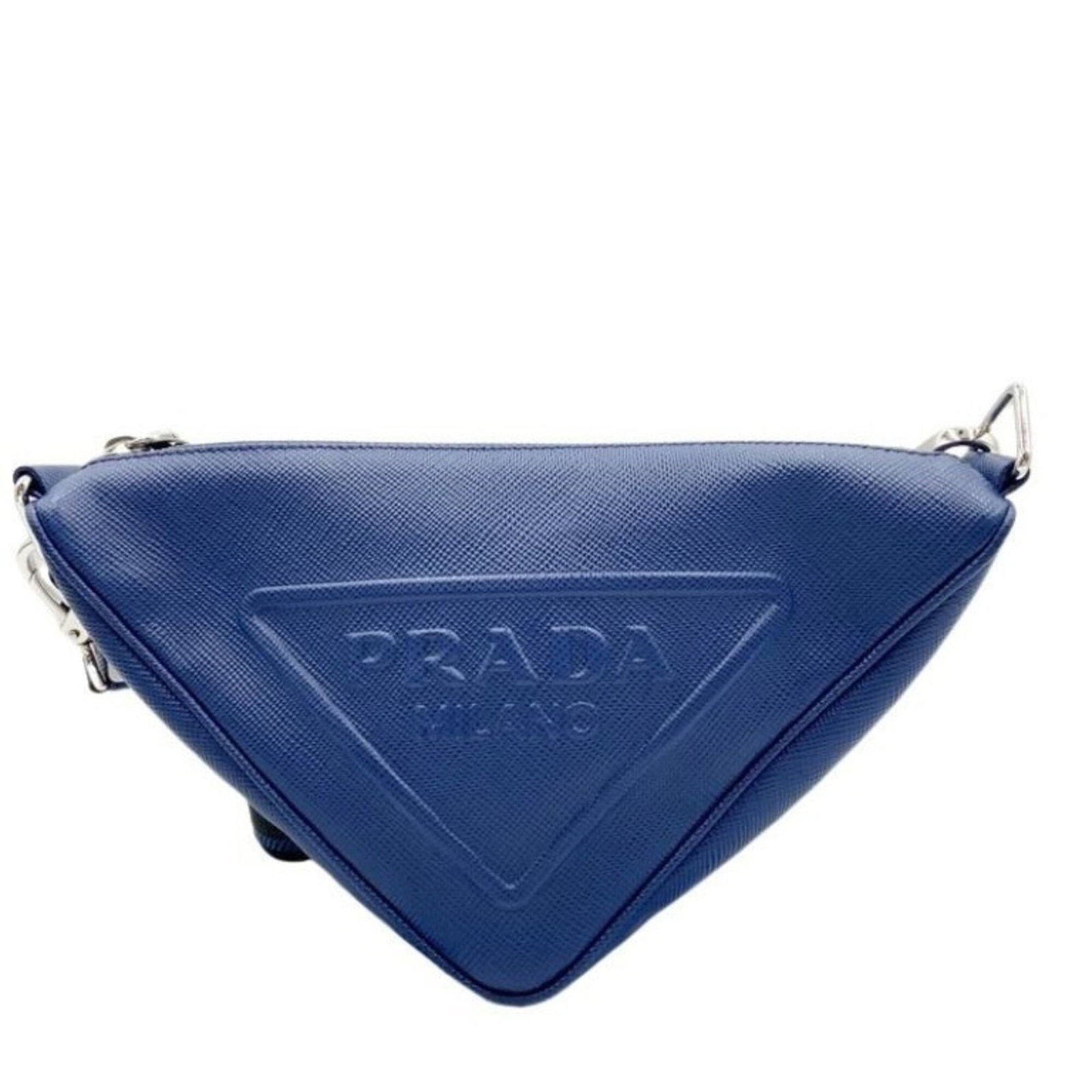 Shoulder Bag Leather Prada Pochette: Shoulder Bag Leather Prada Pochette Blue leather Prada Pochette with classic design, measuring 16cm x 28cm x 10cm. Made from high-quality leather, this shoulder bag features a timeless look that suits