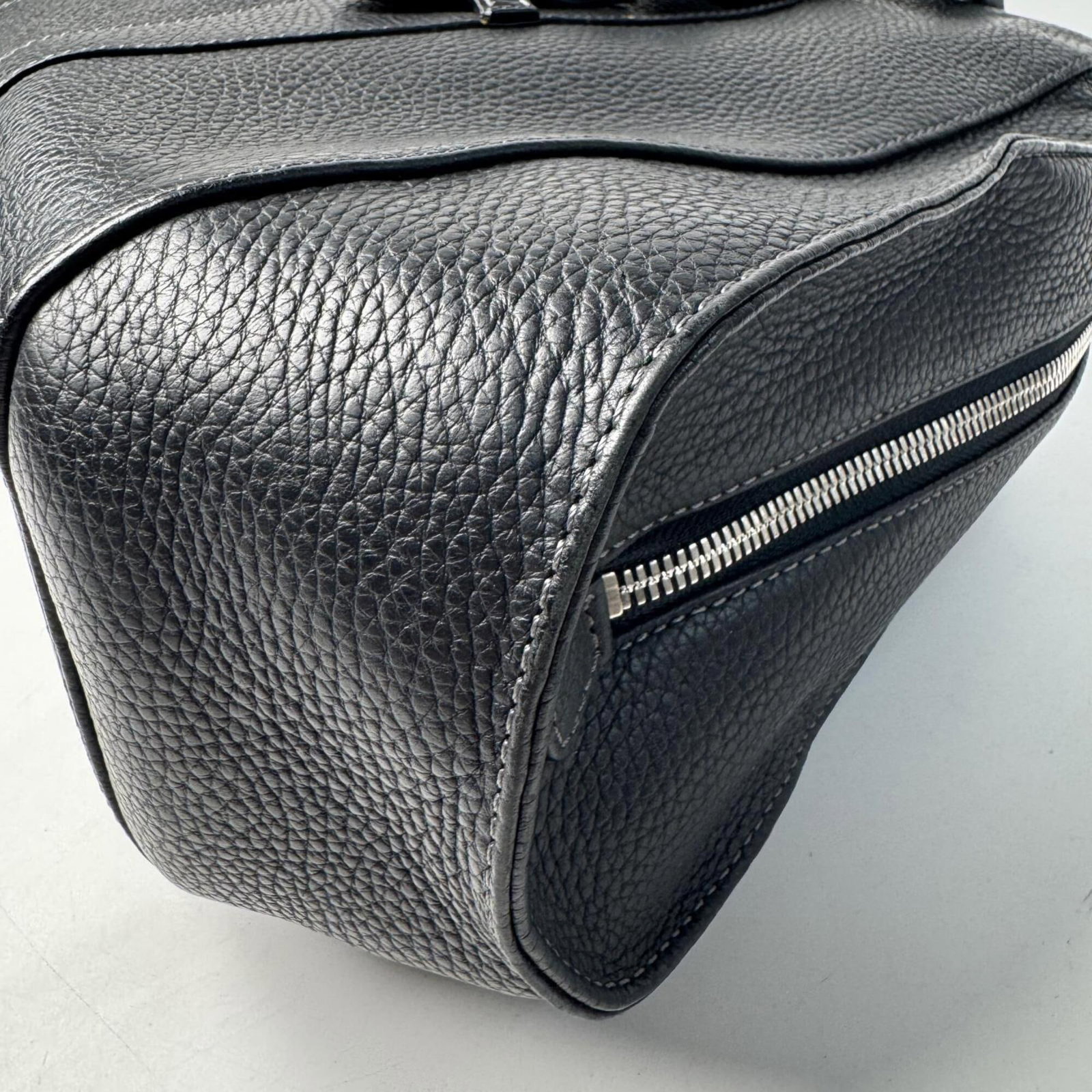 Handbag Leather by Loewe - 10