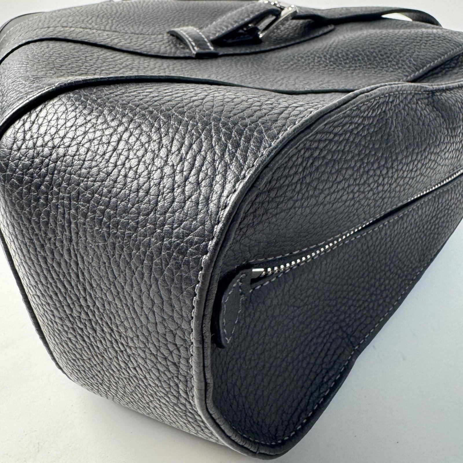 Handbag Leather by Loewe - 12