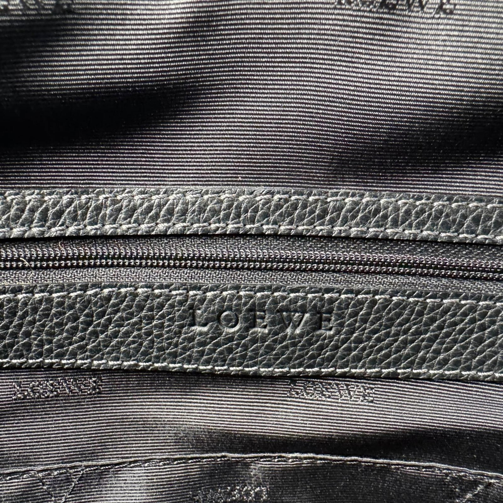 Handbag Leather by Loewe - 8