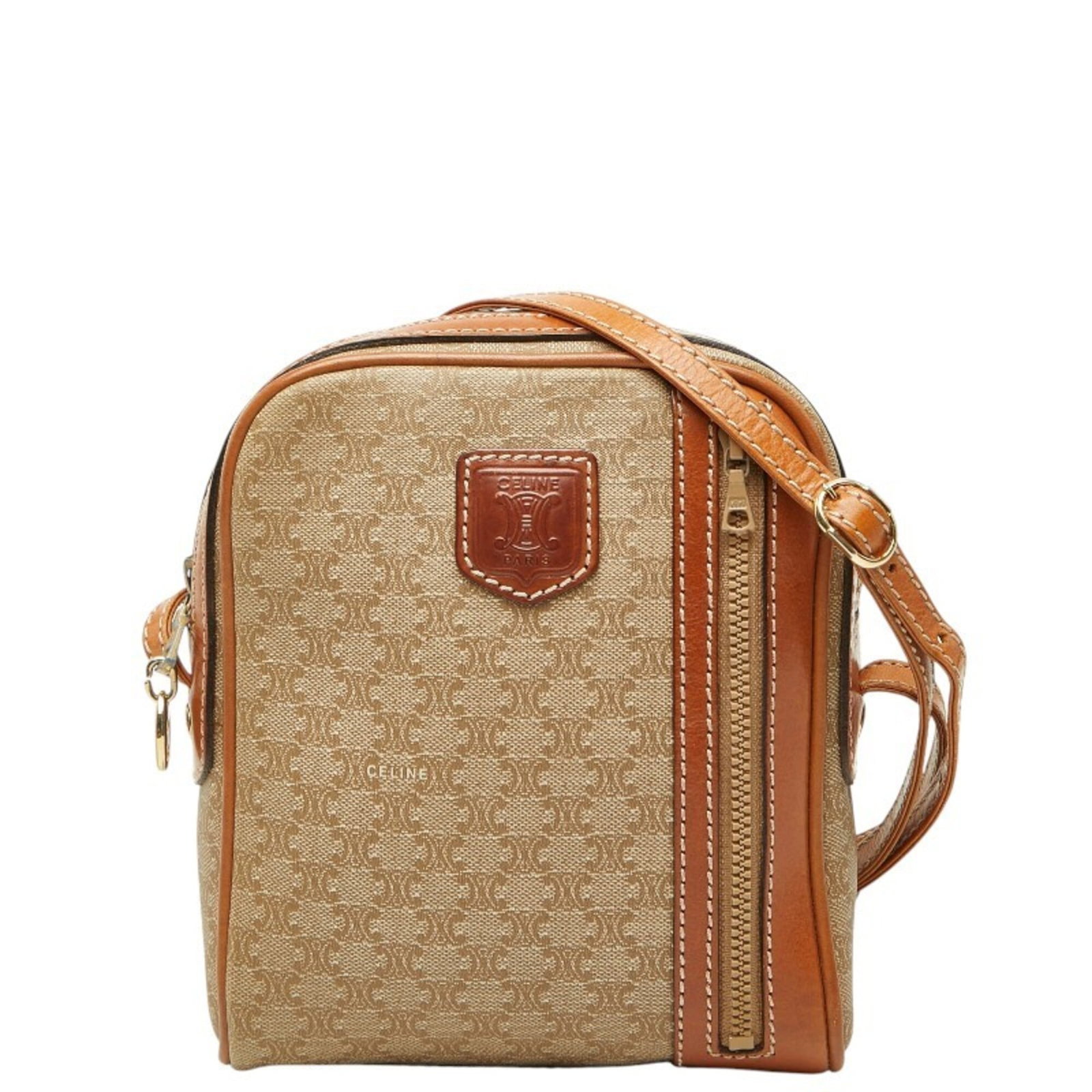 Celine Pochette Shoulder Bag Pvc Leather: Celine Pochette Shoulder Bag Pvc Leather This Celine Pochette Shoulder Bag in beige and brown PVC leather features a sleek, compact design with dimensions of 19cm x 15cm x 5cm. The bag's distinctive