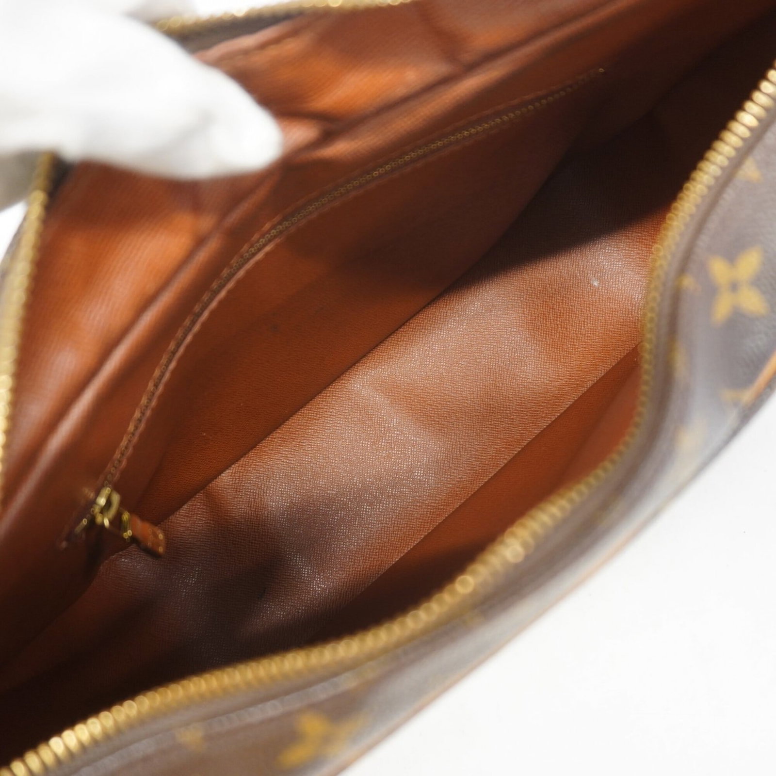 Louis Vuitton Shoulder Bag - 4