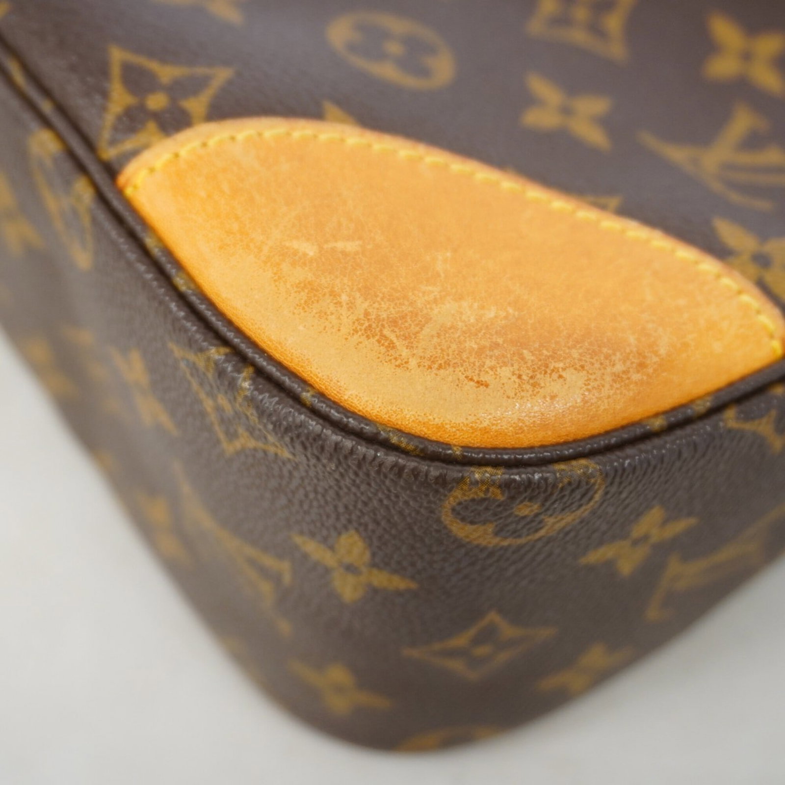 Louis Vuitton Shoulder Bag - 6