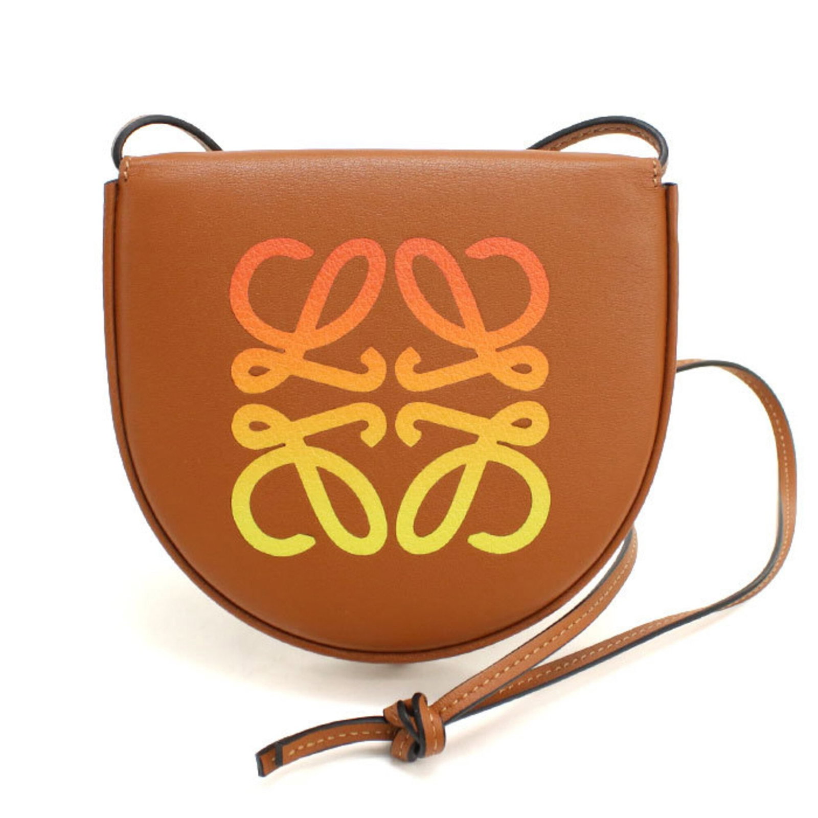 Shoulder Bag Leather: Shoulder Bag Leather Made from high-quality Calfskin leather, this elegant shoulder bag boasts a classic design with clean lines and a timeless brown color. Measuring just 11.5cm x 12.5cm x 2cm, it is