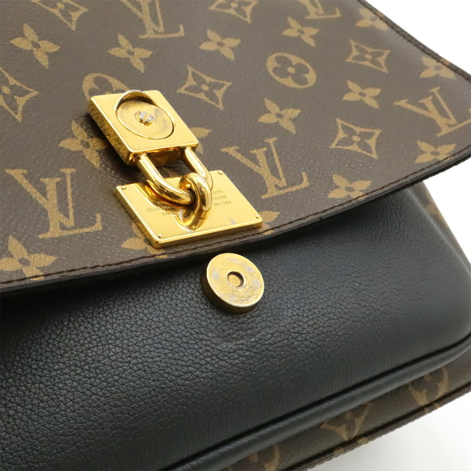 Monogram Leather Shoulder Bag Louis Vuitton - 7