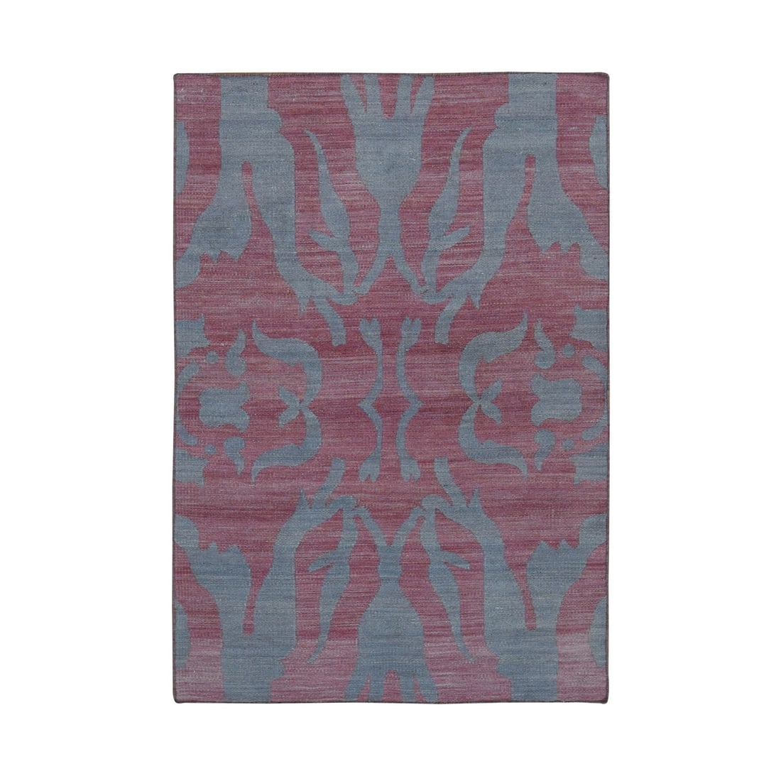 4'x6' Gray Hand Woven Pure Wool Flat Weave Kilim Reversible Rug: 4'x6' Gray Hand Woven Pure Wool Flat Weave Kilim Reversible Rug Hand-woven in traditional Oriental style, this 4'x6' gray wool flat weave kilim rug boasts a timeless design with a subtle, natural