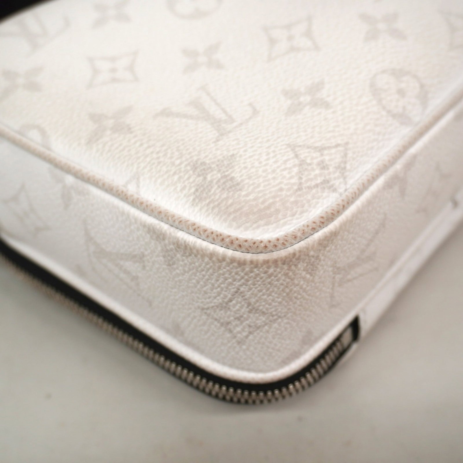 Louis Vuitton Shoulder Bag - 6