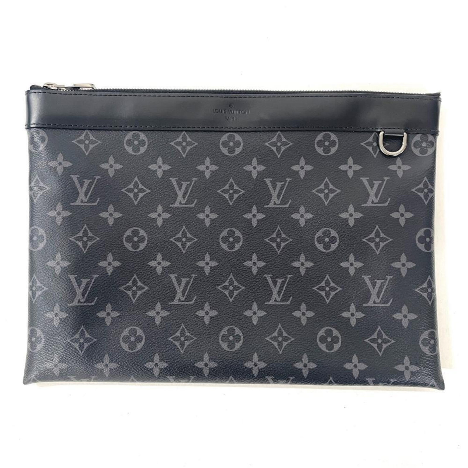 Louis Vuitton Handbag Pochette Monogram Eclipse: Louis Vuitton Handbag Pochette Monogram Eclipse Monogram Eclipse Pochette Handbag from Louis Vuitton features the iconic Monogram Eclipse pattern, adding a touch of sophistication to any outfit. With