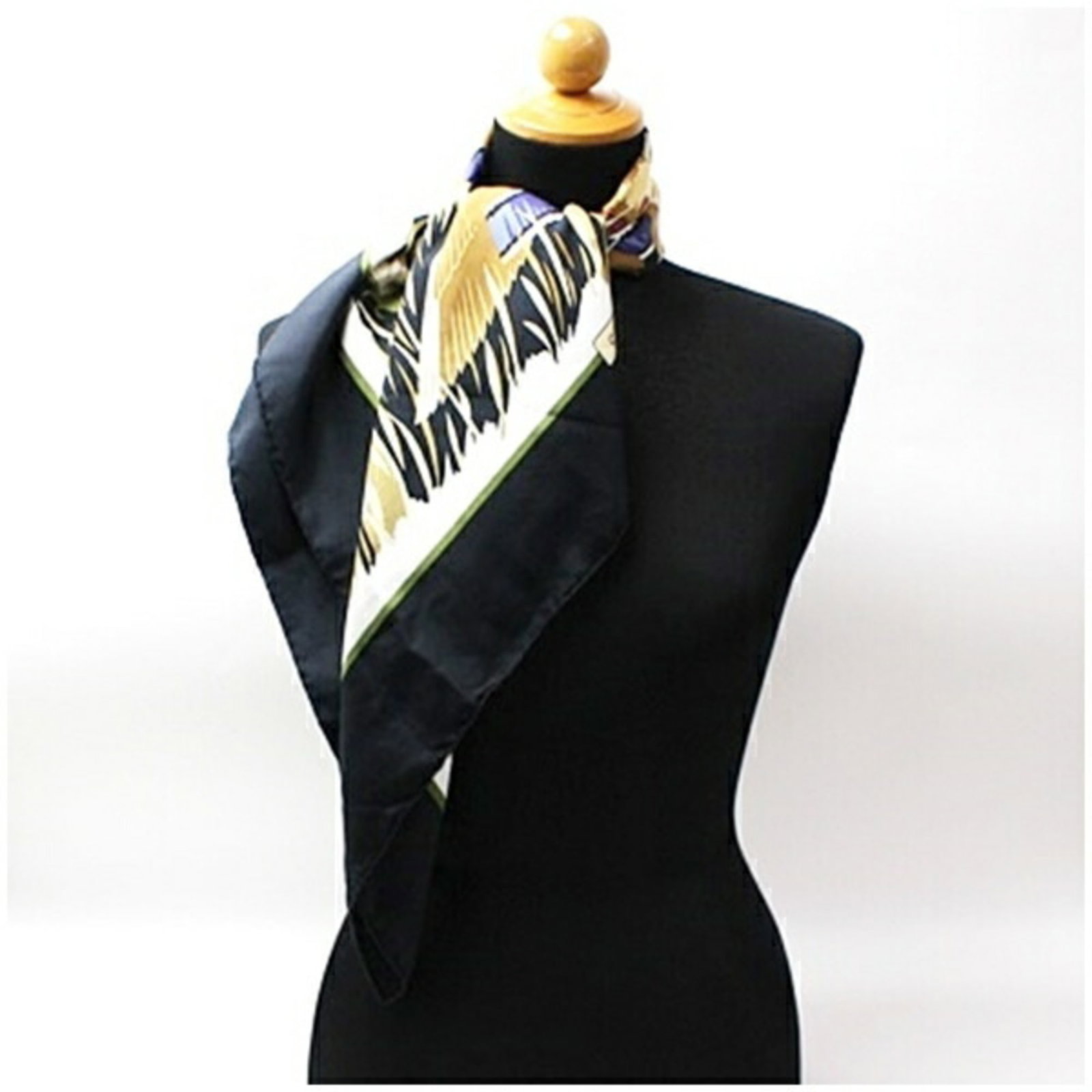 Silk by Hermes - 4