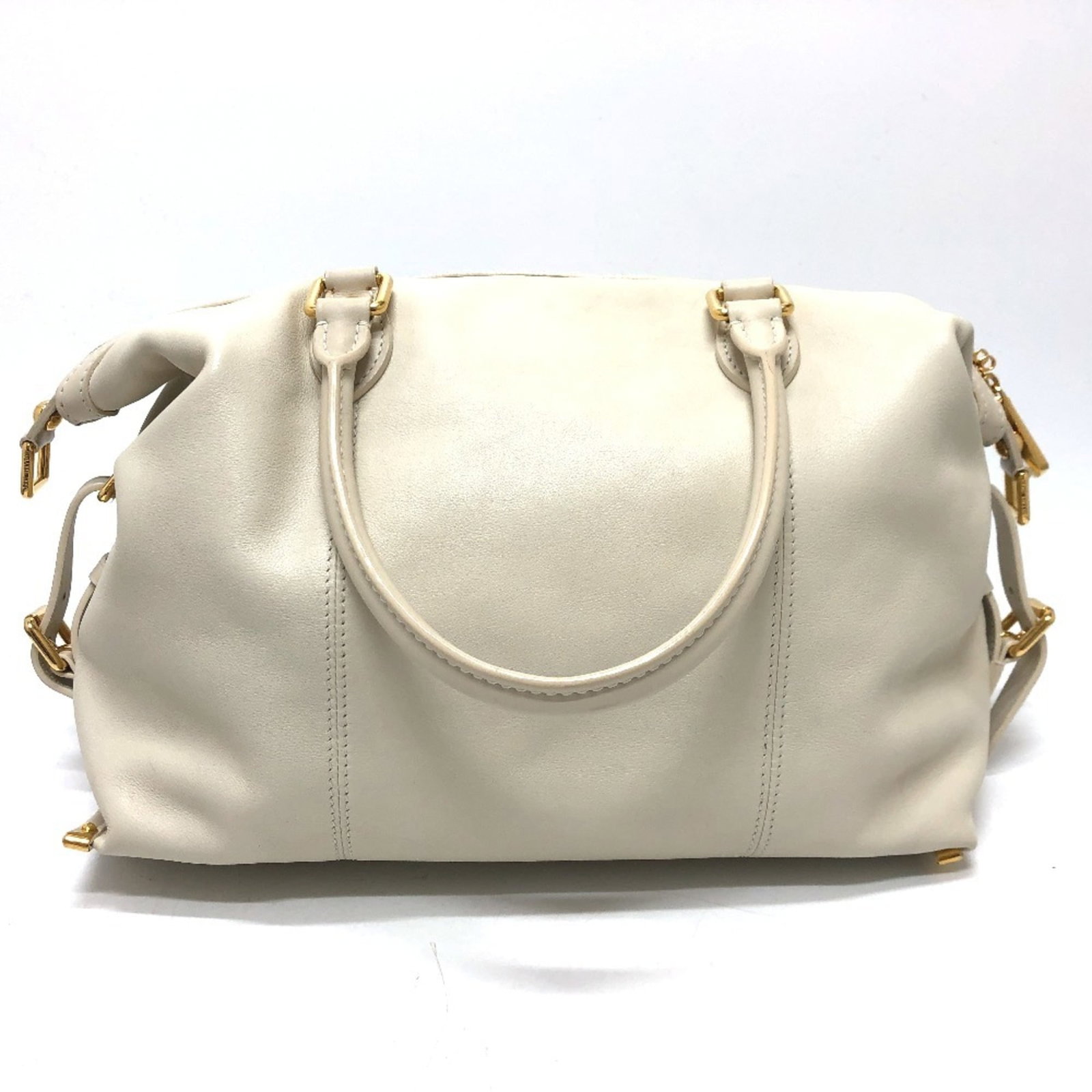 Boston Leather Louis Vuitton: Boston Leather Louis Vuitton Boston Leather Louis Vuitton bag in white leather, featuring a clochette, dust bag, key, manual, and padlock for added convenience. This stylish bag measures 30cm x 44cm x