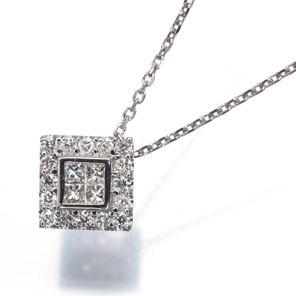 Vendome Necklace Diamond 0.20Ct 850 Platinum: Vendome Necklace Diamond 0.20Ct 850 Platinum Vendome Necklace features a stunning 0.20ct diamond pendant set in 850 platinum, creating a sophisticated and elegant design. The adjustable necklace lengt