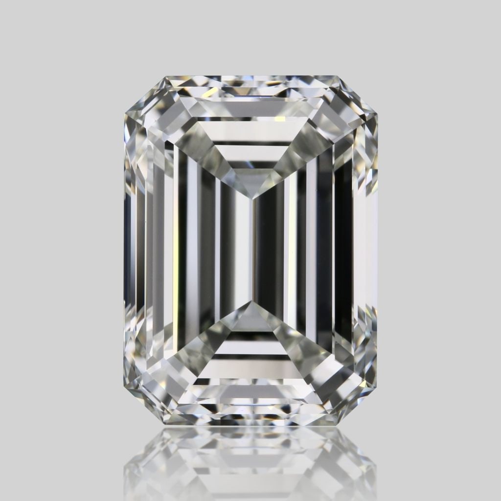 GIA Emerald 1.5ct I VVS2 - Loose Natural Diamond: GIA Emerald 1.5ct I VVS2 - Loose Natural Diamond GIA Emerald 1.5ct I VVS2 - Loose Natural DiamondThis exquisite GIA-certified emerald-cut diamond boasts exceptional clarity, with a VVS2 grade indicati
