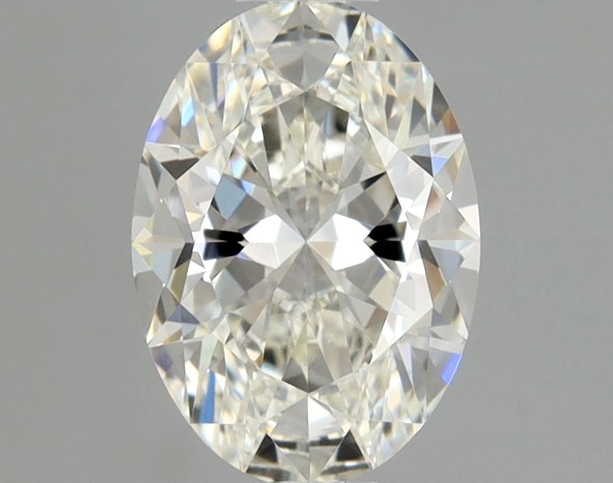 GIA Oval 0.7ct I VVS2 - Loose Natural Diamond: GIA Oval 0.7ct I VVS2 - Loose Natural Diamond GIA Oval Cut Diamond with Exceptional Clarity and Polish. This 0.7ct I VVS2 diamond boasts an EX symmetry, VG polish, and impressive clarity, making it a