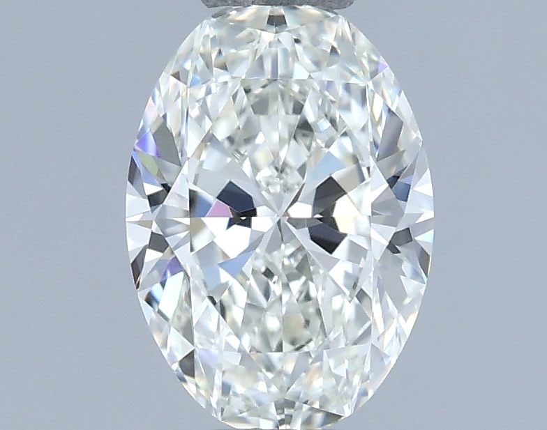 IGI Oval 0.8ct H VVS1 - Loose Natural Diamond: IGI Oval 0.8ct H VVS1 - Loose Natural Diamond The IGI Oval 0.8ct H VVS1 diamond boasts exceptional clarity and color, with a high polish level that enhances its brilliance. Measuring 7.38L x 5.16W x