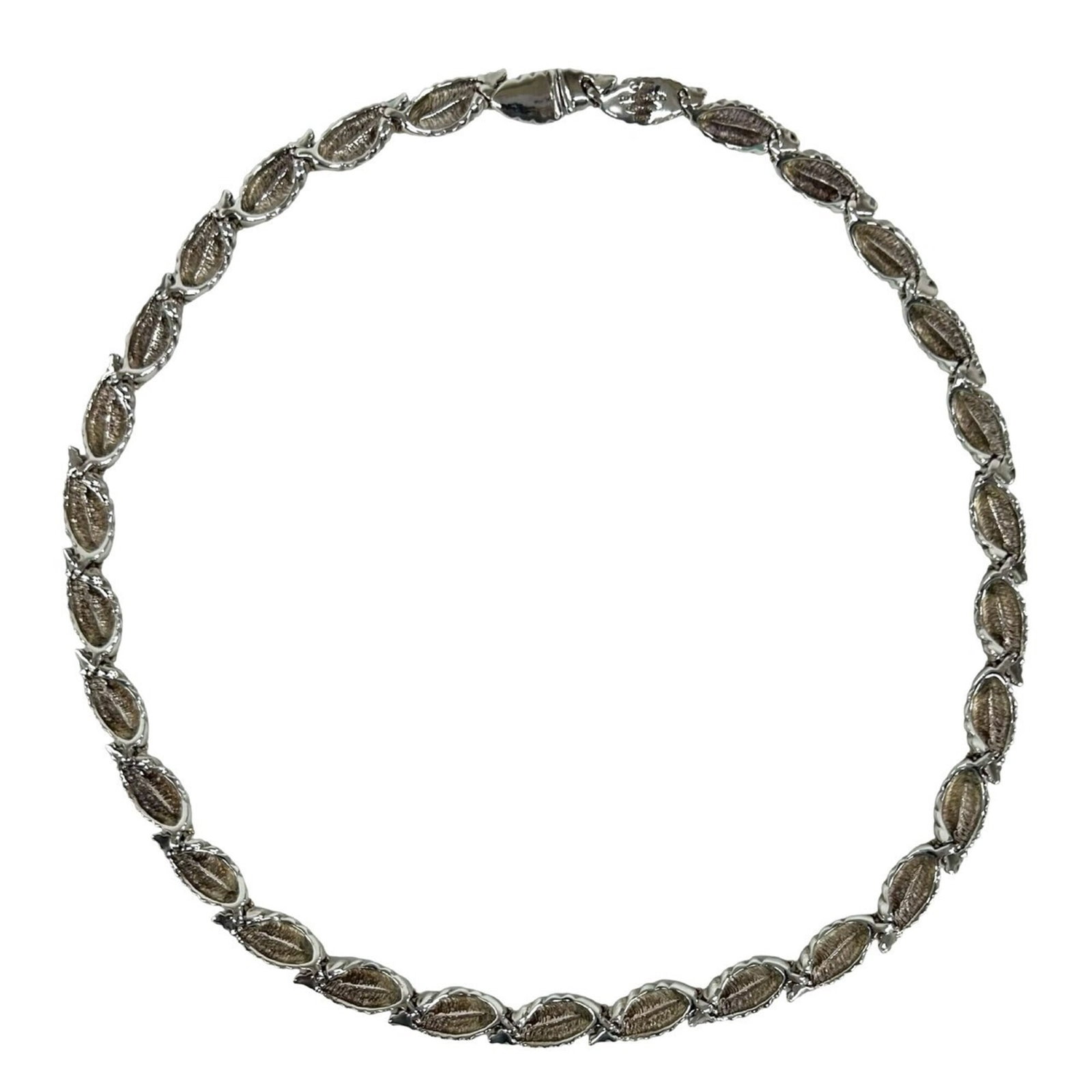 Sterling silver Tiffany Co necklace combination leaf 925 18k natural 750yg choker accessory: Sterling silver Tiffany Co necklace combination leaf 925 18k natural 750yg choker accessory Sterling silver Tiffany Co necklace combination leaf 925 18k natural 750yg choker accessory. This elegant pi