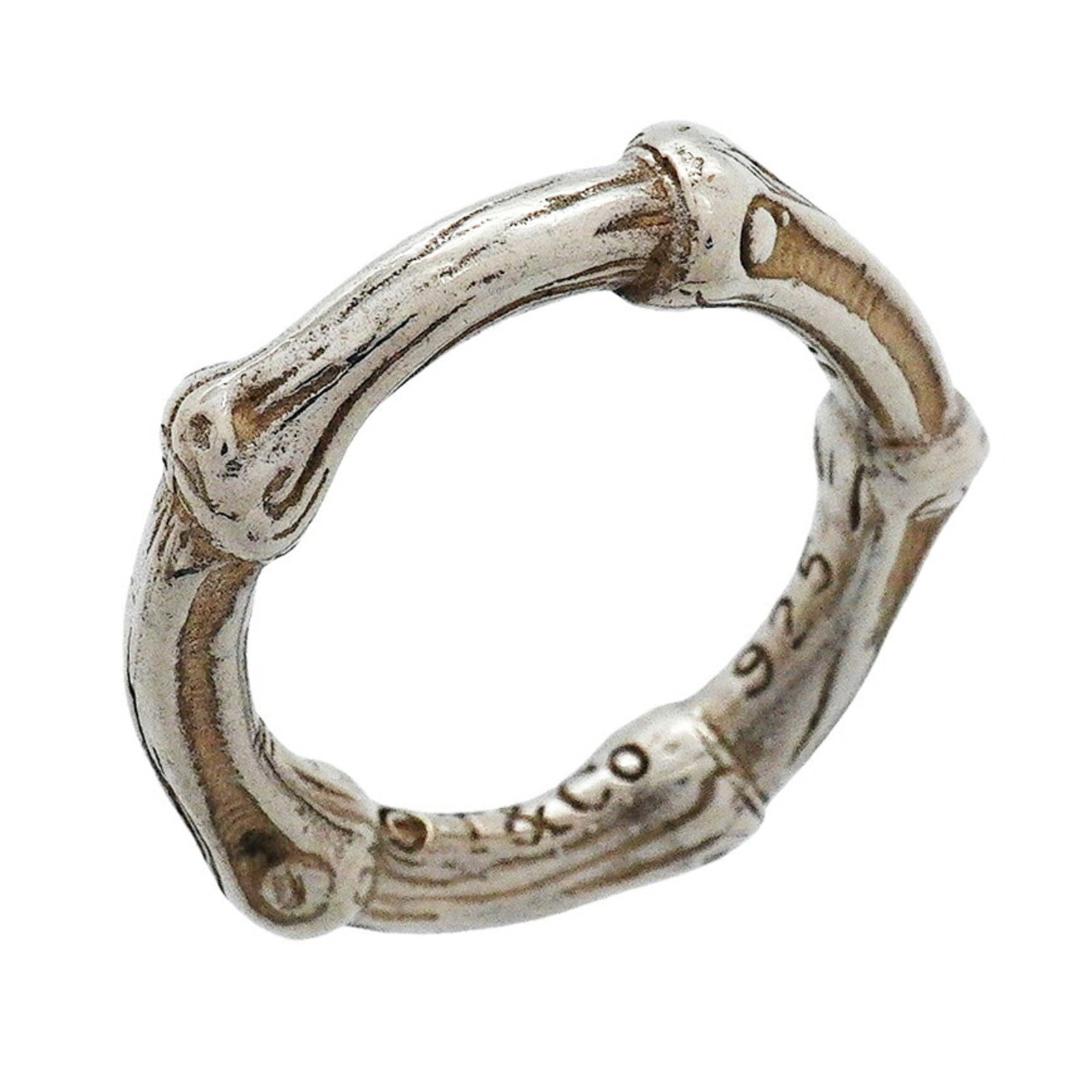 Silver Ring Band Tiffany: Silver Ring Band Tiffany Silver Ring Band Tiffany, 925 US Size 5.5, features a sleek and modern design made from high-quality silver material. This band ring is designed for women and bears the signat