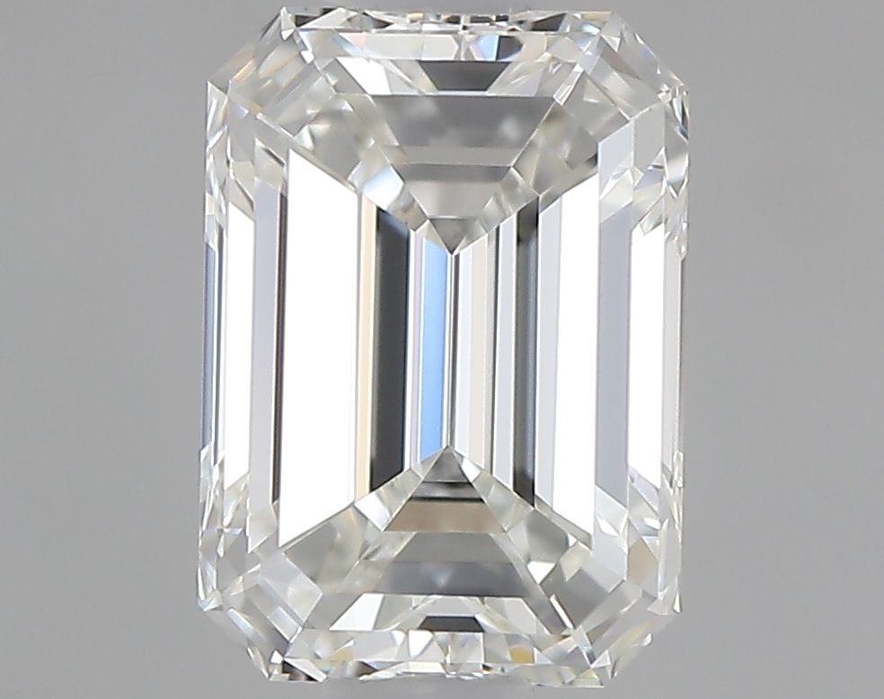 GIA Emerald 0.82ct H VVS2 - Loose Natural Diamond: GIA Emerald 0.82ct H VVS2 - Loose Natural Diamond GIA Emerald 0.82ct H VVS2 - Loose Natural DiamondThe GIA-certified, 0.82-carat emerald-cut diamond boasts exceptional clarity and color, with a high l