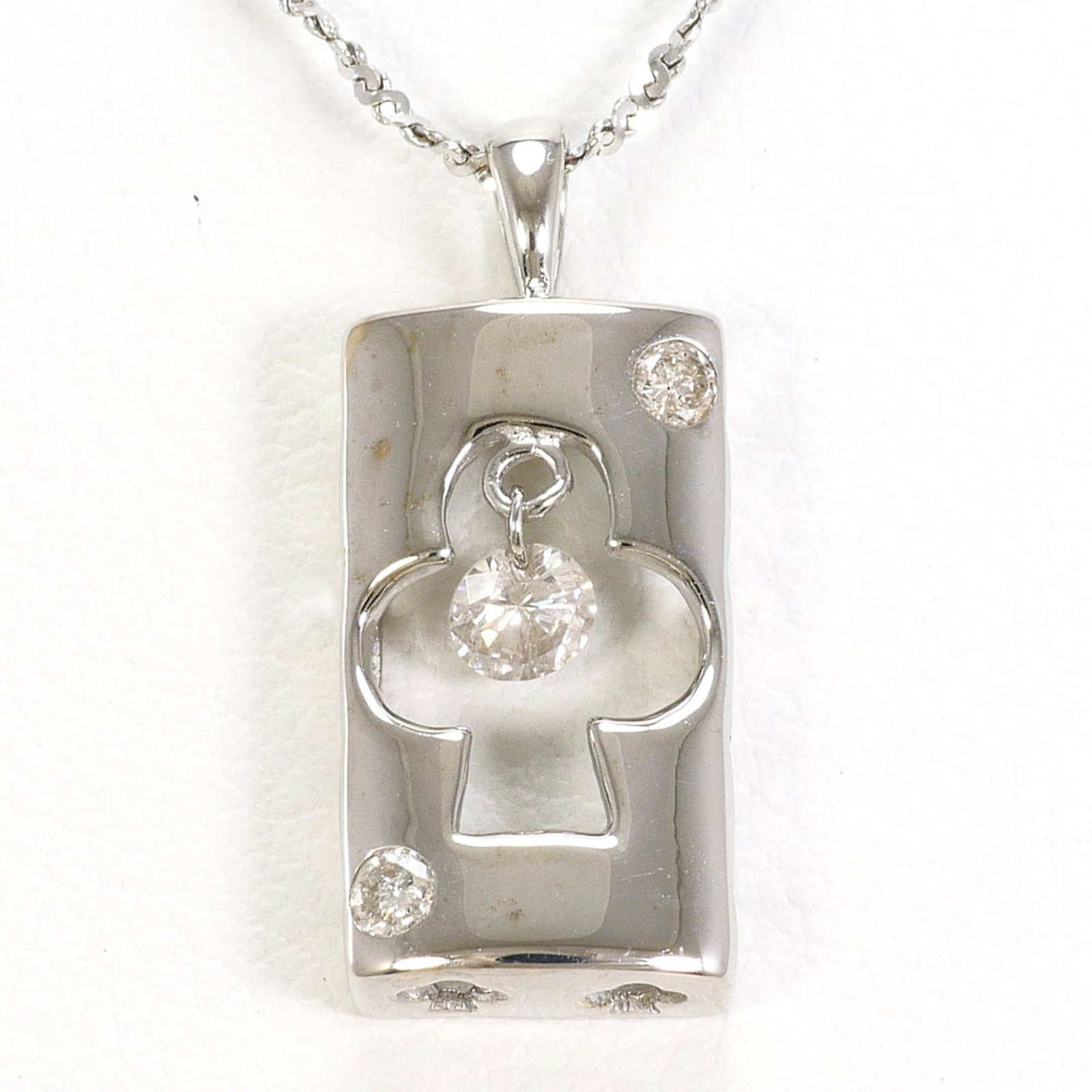 18K (18-Karat White Gold) Necklace With 0.13Ct Diamond Total Weight 2.3G 40Cm Length Jewelry.: 18K (18-Karat White Gold) Necklace With 0.13Ct Diamond Total Weight 2.3G 40Cm Length Jewelry. 18K white gold necklace with a total weight of 0.13ct diamonds, measuring 40cm in length, features a