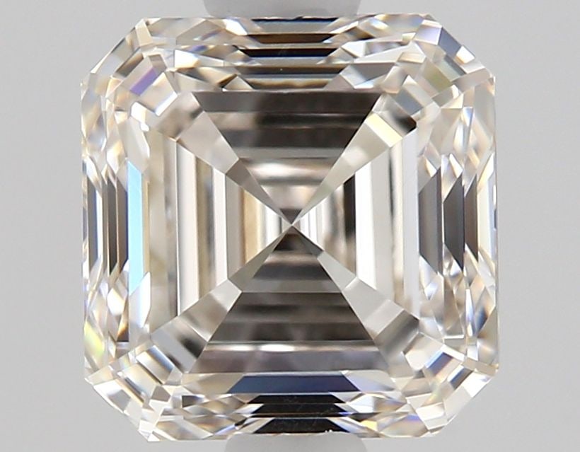 GIA Asscher 1.08ct J VVS1 - Loose Natural Diamond: GIA Asscher 1.08ct J VVS1 - Loose Natural Diamond GIA Asscher cut diamond with exceptional clarity and polish, boasting a vibrant J color. Measuring 1.08 carats in weight, its precise dimensions showc