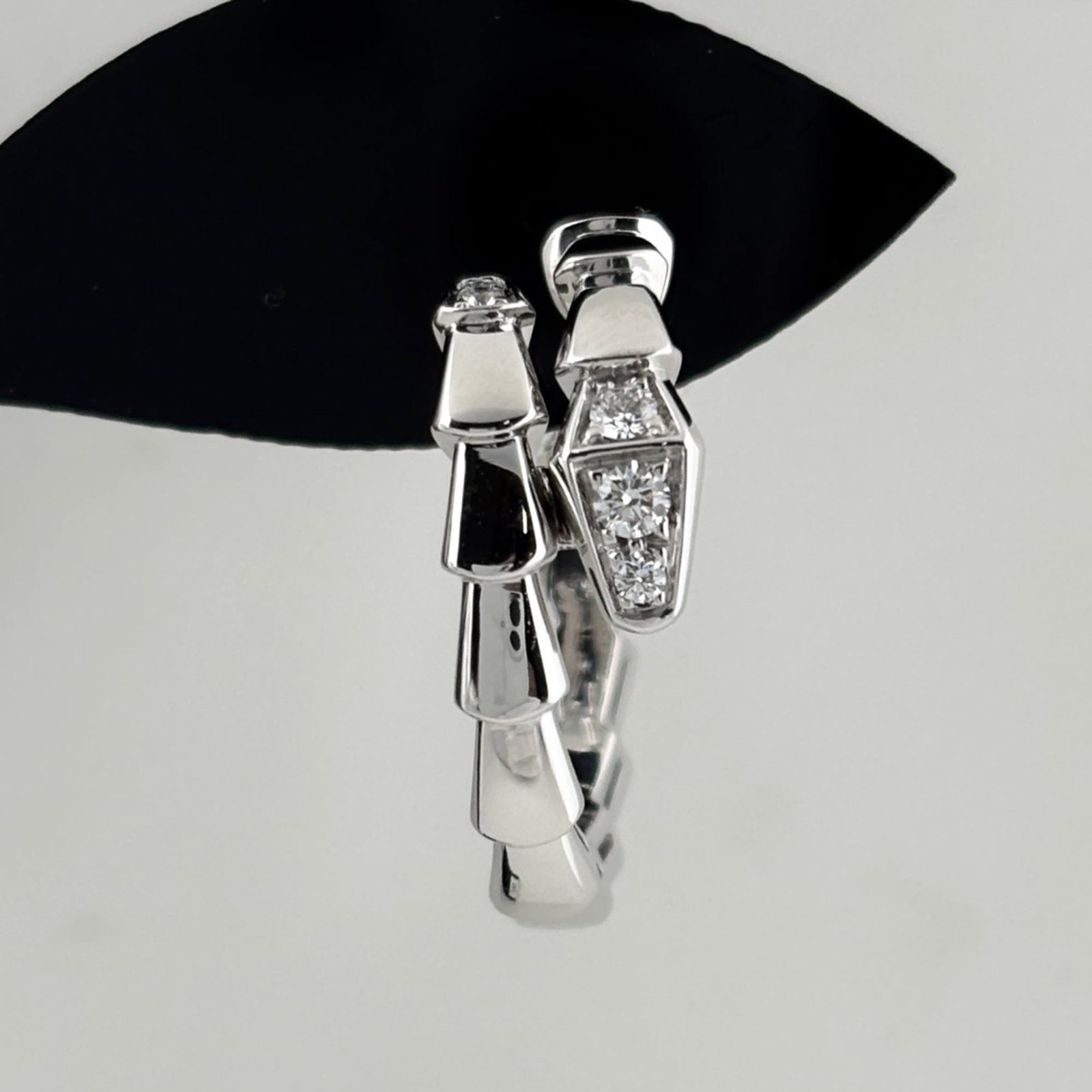 Bvlgari Stud Earrings - 2