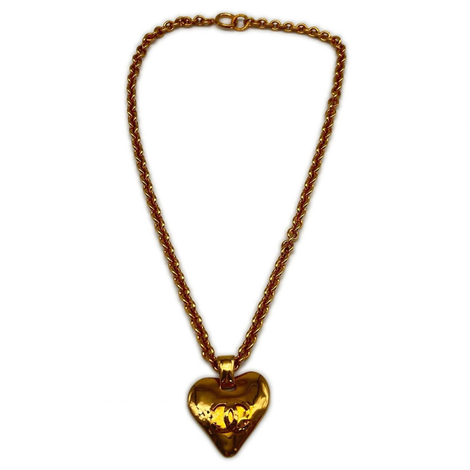 Coco Chanel Gp Gold Necklace Heart Mark Women: Coco Chanel Gp Gold Necklace Heart Mark Women Gold Coco Chanel Gp Necklace Heart Mark Women's Pendant, 103g / 3.63oz, measures 4.6mm x 4.3mm. This gold necklace features a heart mark design from the