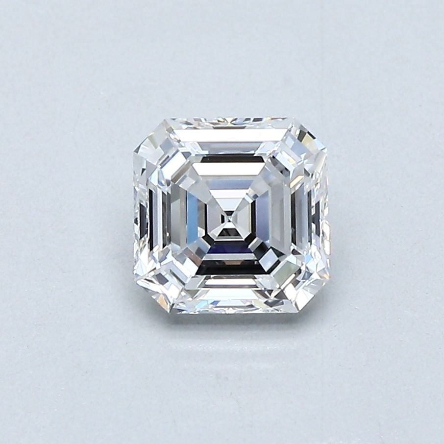 GIA Square Emerald 0.9ct E VVS2 - Loose Natural Diamond: GIA Square Emerald 0.9ct E VVS2 - Loose Natural Diamond GIA Square Emerald 0.9ct E VVS2 - Loose Natural DiamondThis stunning 0.9 carat emerald-cut diamond boasts an exceptional clarity grade of VVS2 a