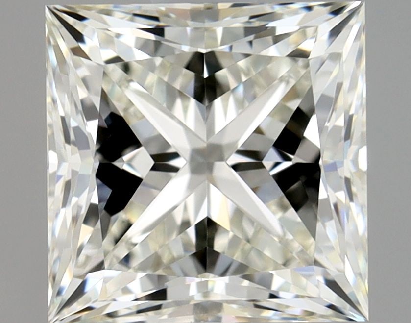 GIA Princess 1.5ct J VVS2 - Loose Natural Diamond: GIA Princess 1.5ct J VVS2 - Loose Natural Diamond GIA Princess cut diamond with exceptional clarity and polish, boasting a vibrant J color. Measuring 1.5 carats in weight, this VVS2 certified stone