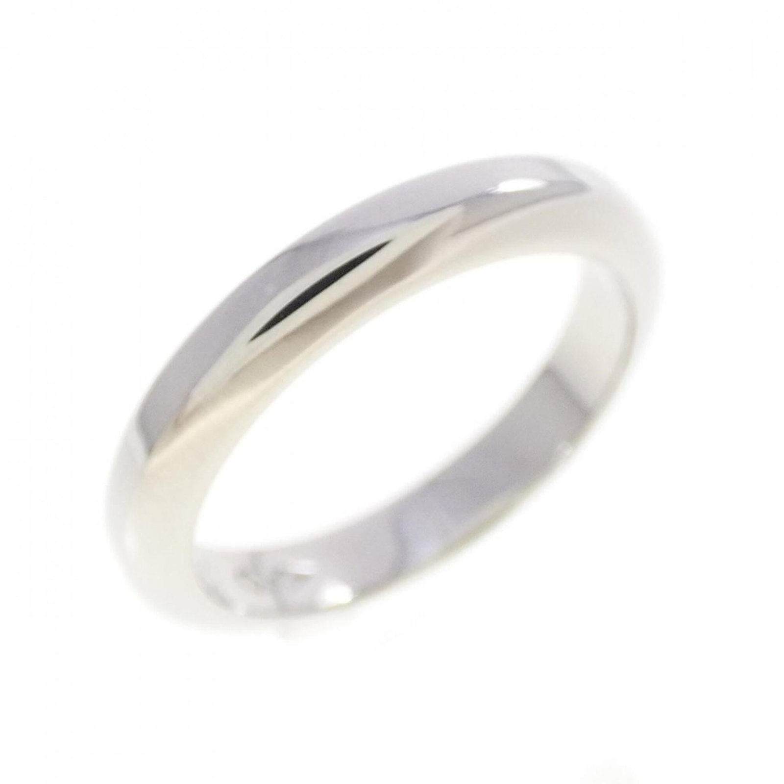 Platinum 950 Cartier Band Ring: Platinum 950 Cartier Band Ring Platinum 950 Cartier Band Ring features a luxurious platinum band, available in size 3.5 and US size 45. This elegant ring showcases the brand's signature style with its
