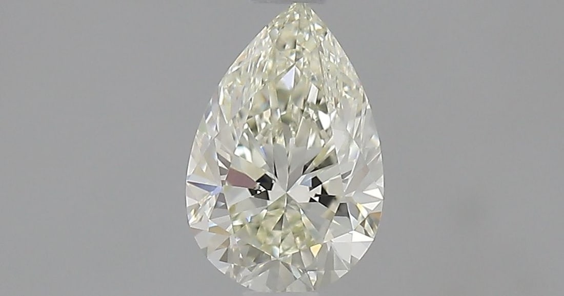 IGI Pear 0.7ct J VVS2 - Loose Natural Diamond: IGI Pear 0.7ct J VVS2 - Loose Natural Diamond IGI-certified loose natural diamond, weighing 0.7 carats, boasts exceptional clarity with a VVS2 grade and vibrant color at J. Item Specifics: Source: Nat