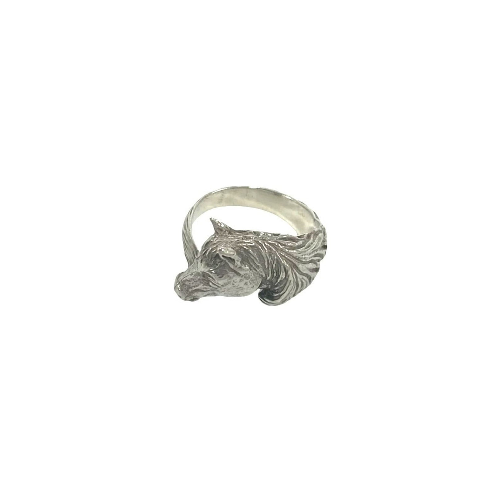 Silver ring band Hermes: Silver ring band Hermes Silver ring band from Hermes, available in US size 6. Made from high-quality silver material, this elegant band features a sleek and sophisticated design. Perfect for everyday 